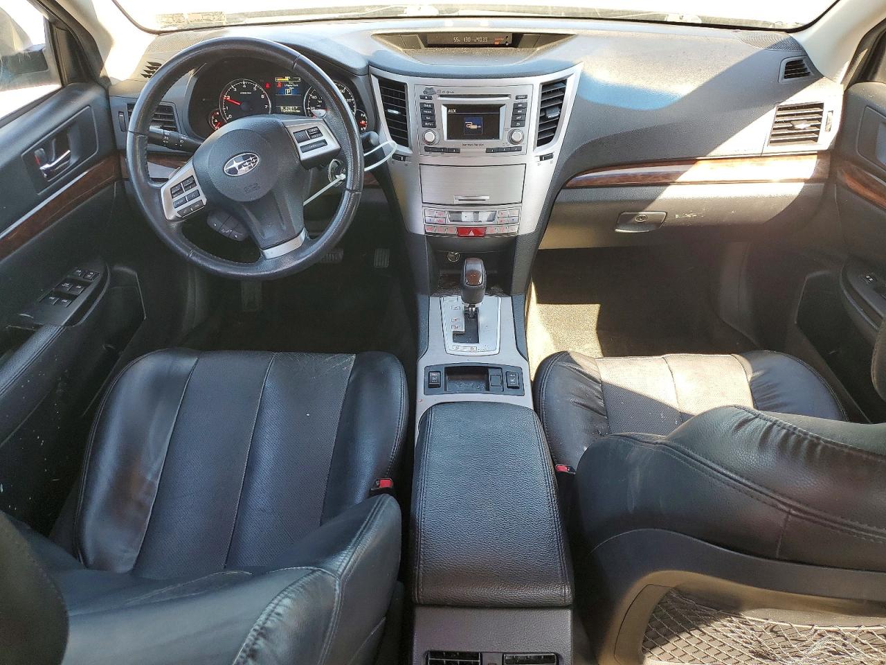 2013 Subaru Legacy 2.5i Limited Серебряный vin: 4S3BMBK64D3038703
