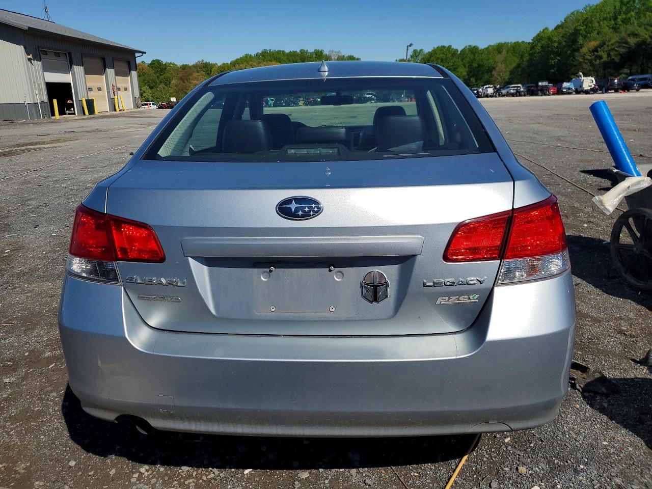 2013 Subaru Legacy 2.5i Limited Серебряный vin: 4S3BMBK64D3038703