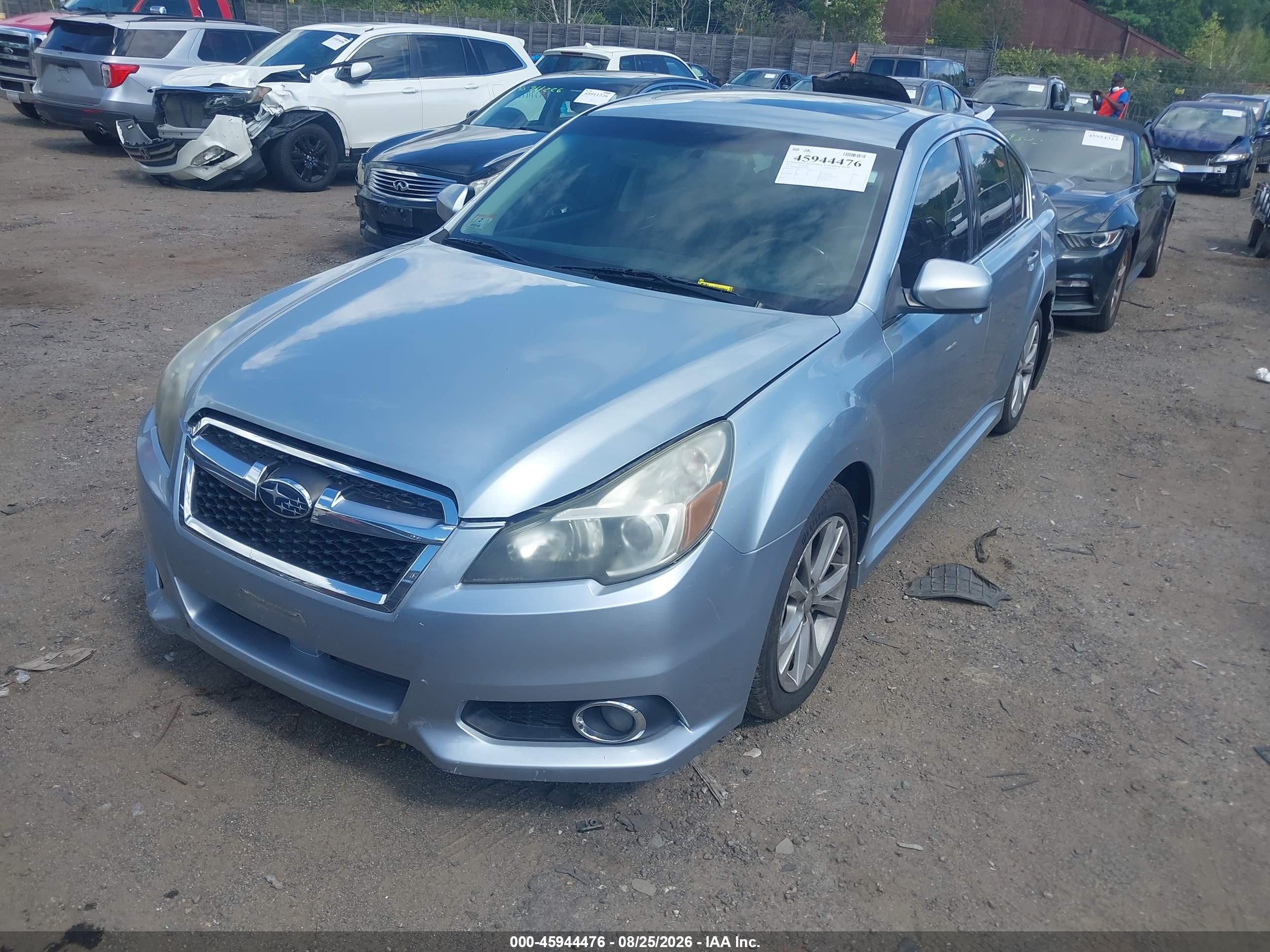2013 Subaru Legacy 2.5i Limited Серебряный vin: 4S3BMBK64D3047286