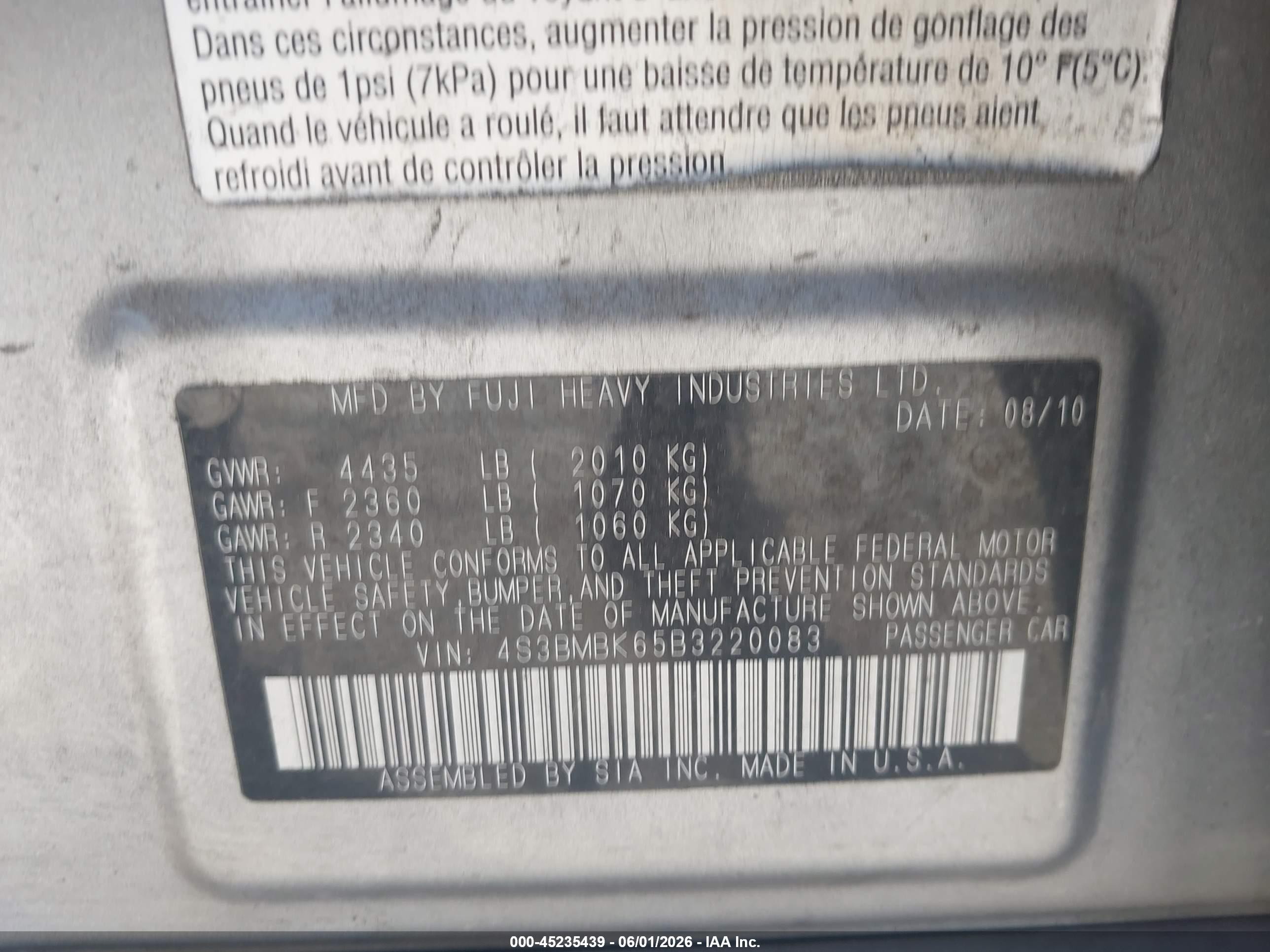 2011 Subaru Legacy 2.5i Limited Silver vin: 4S3BMBK65B3220083