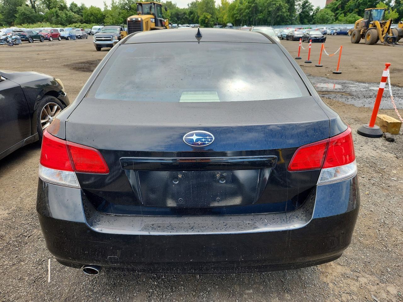 2011 Subaru Legacy 2.5i Limited Black vin: 4S3BMBK65B3231861