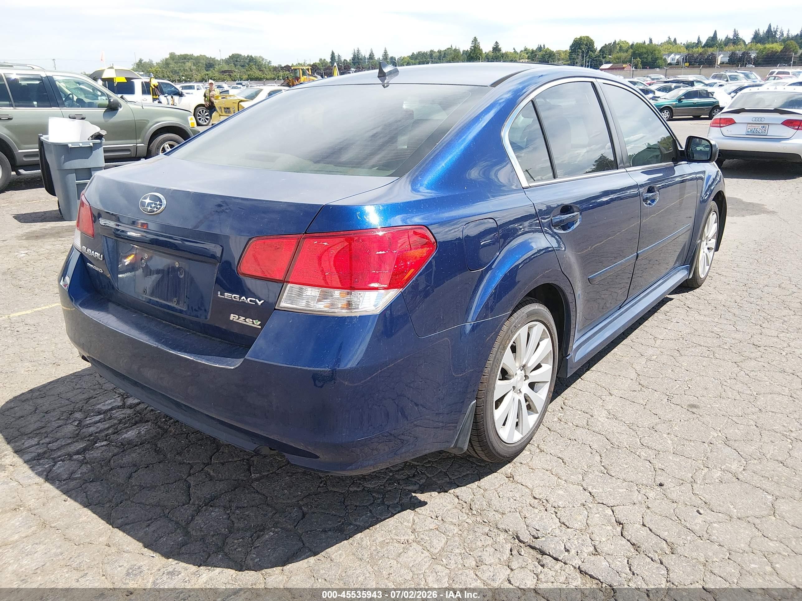 2011 Subaru Legacy 2.5i Limited Blue vin: 4S3BMBK65B3247381