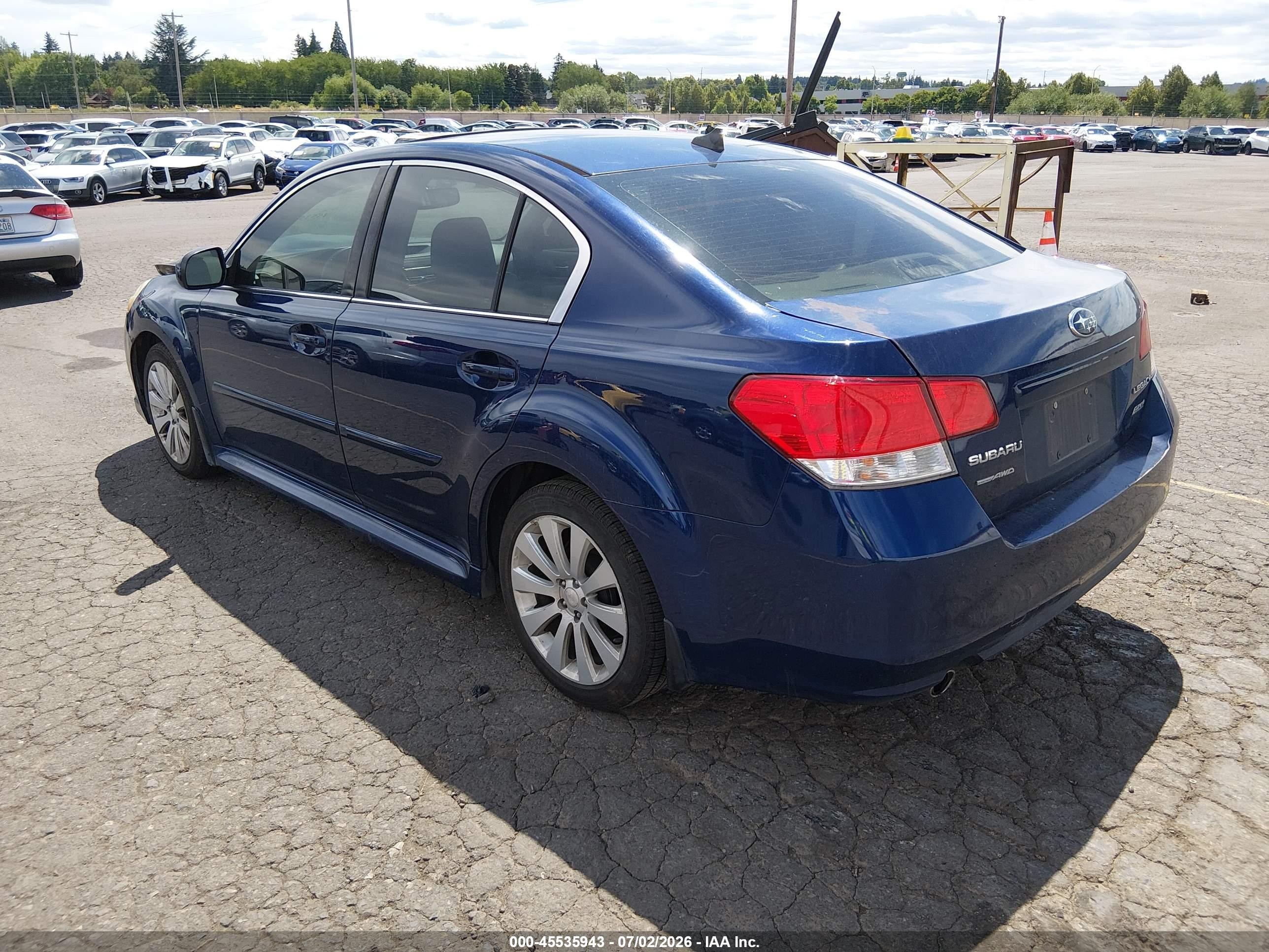 2011 Subaru Legacy 2.5i Limited Blue vin: 4S3BMBK65B3247381