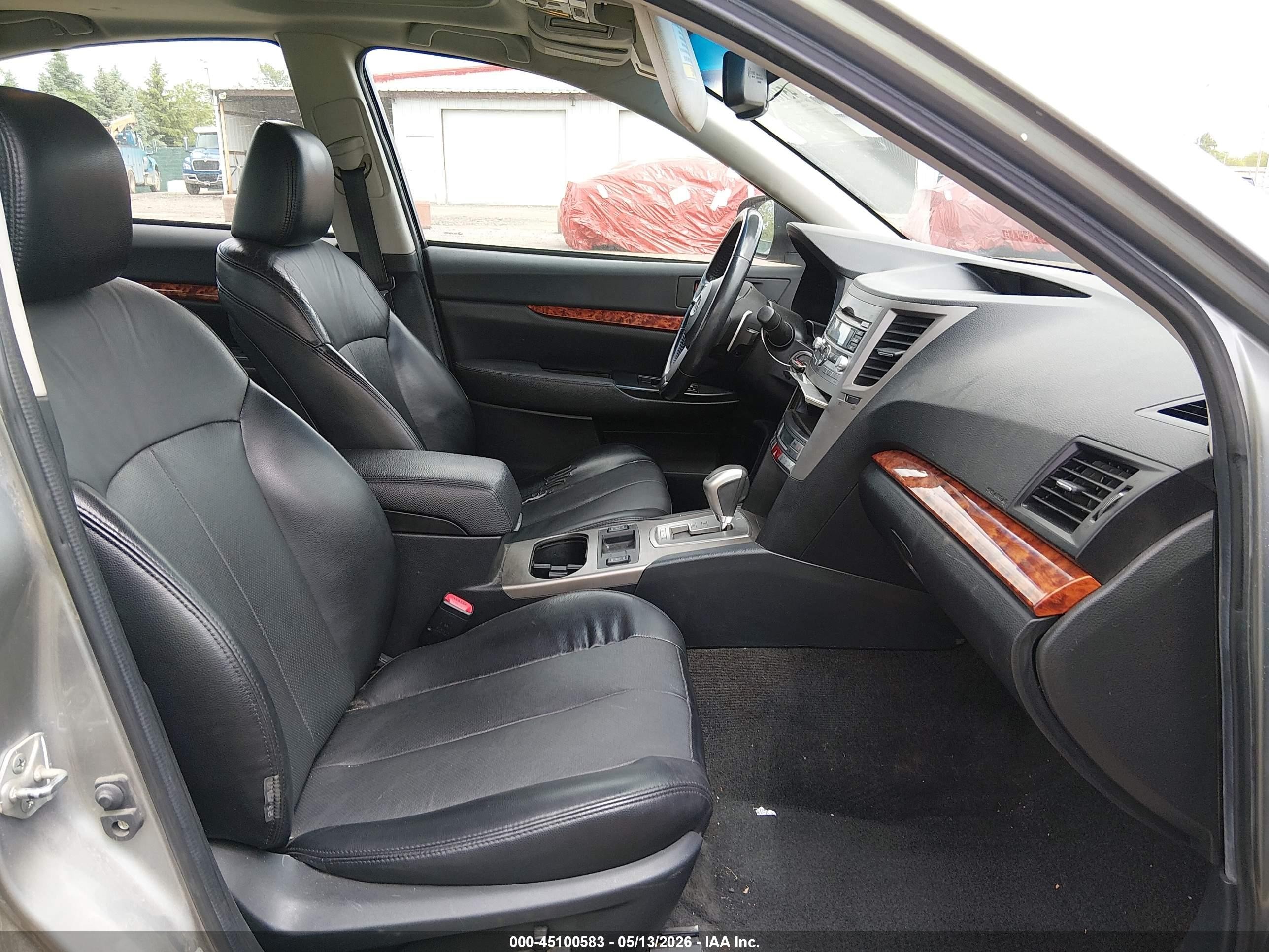 2011 Subaru Legacy 2.5i Limited Silver vin: 4S3BMBK65B3251009