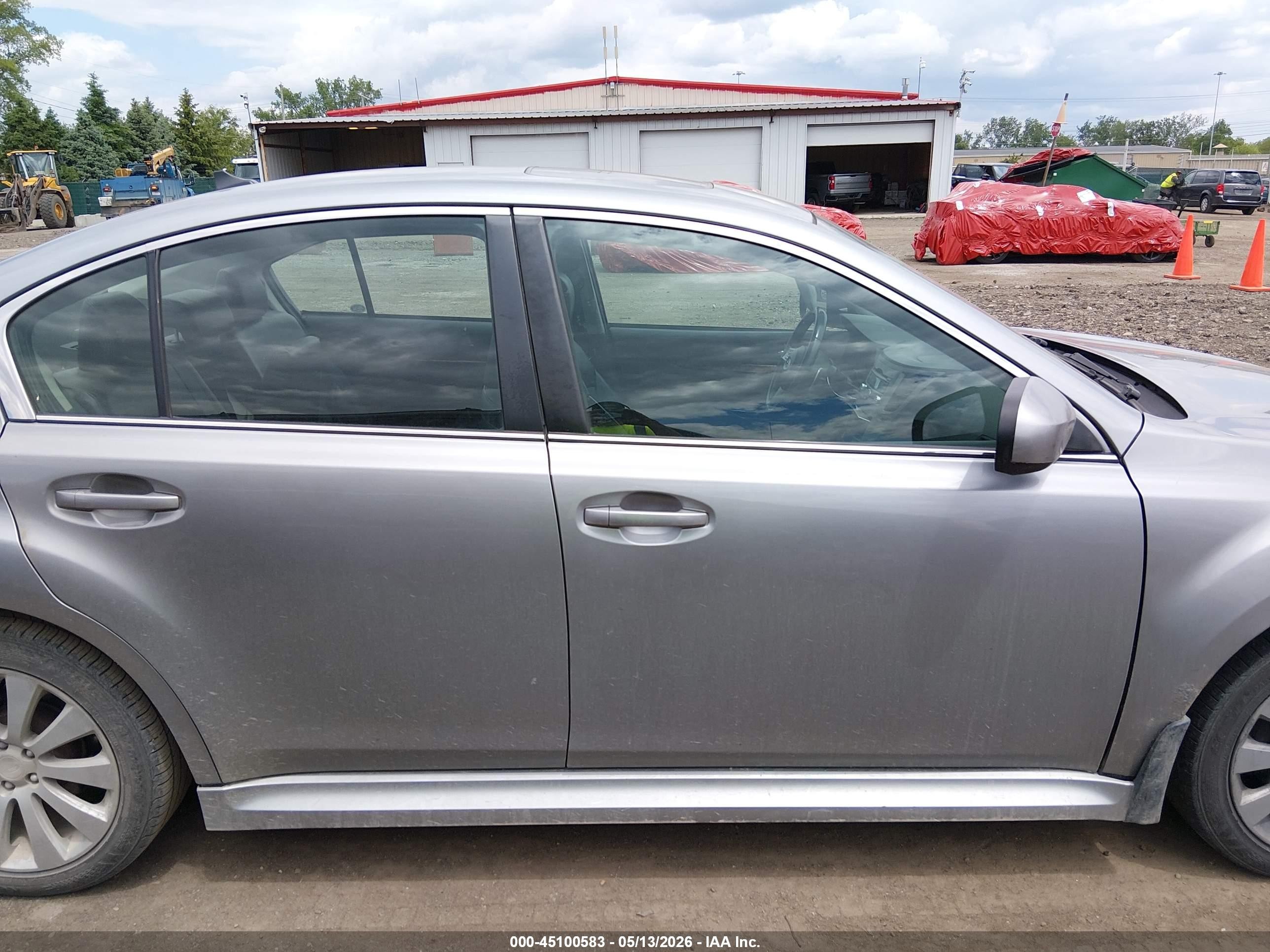 2011 Subaru Legacy 2.5i Limited Silver vin: 4S3BMBK65B3251009
