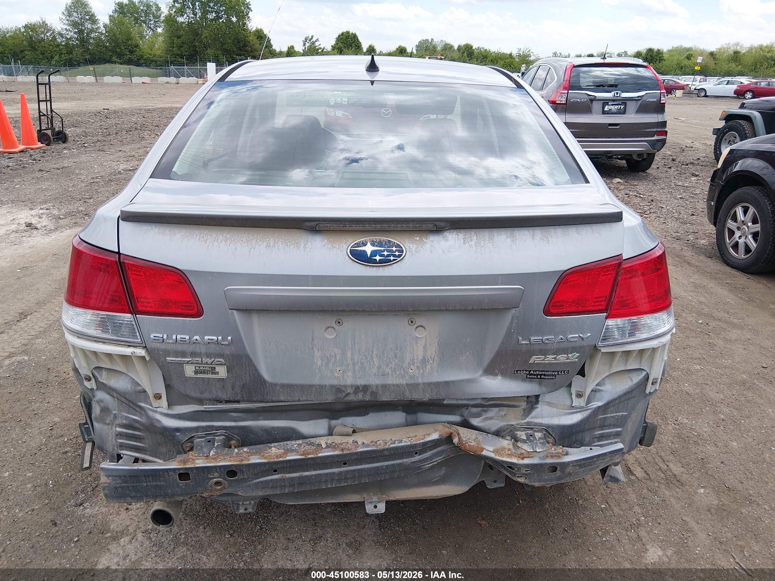 2011 Subaru Legacy 2.5i Limited Silver vin: 4S3BMBK65B3251009