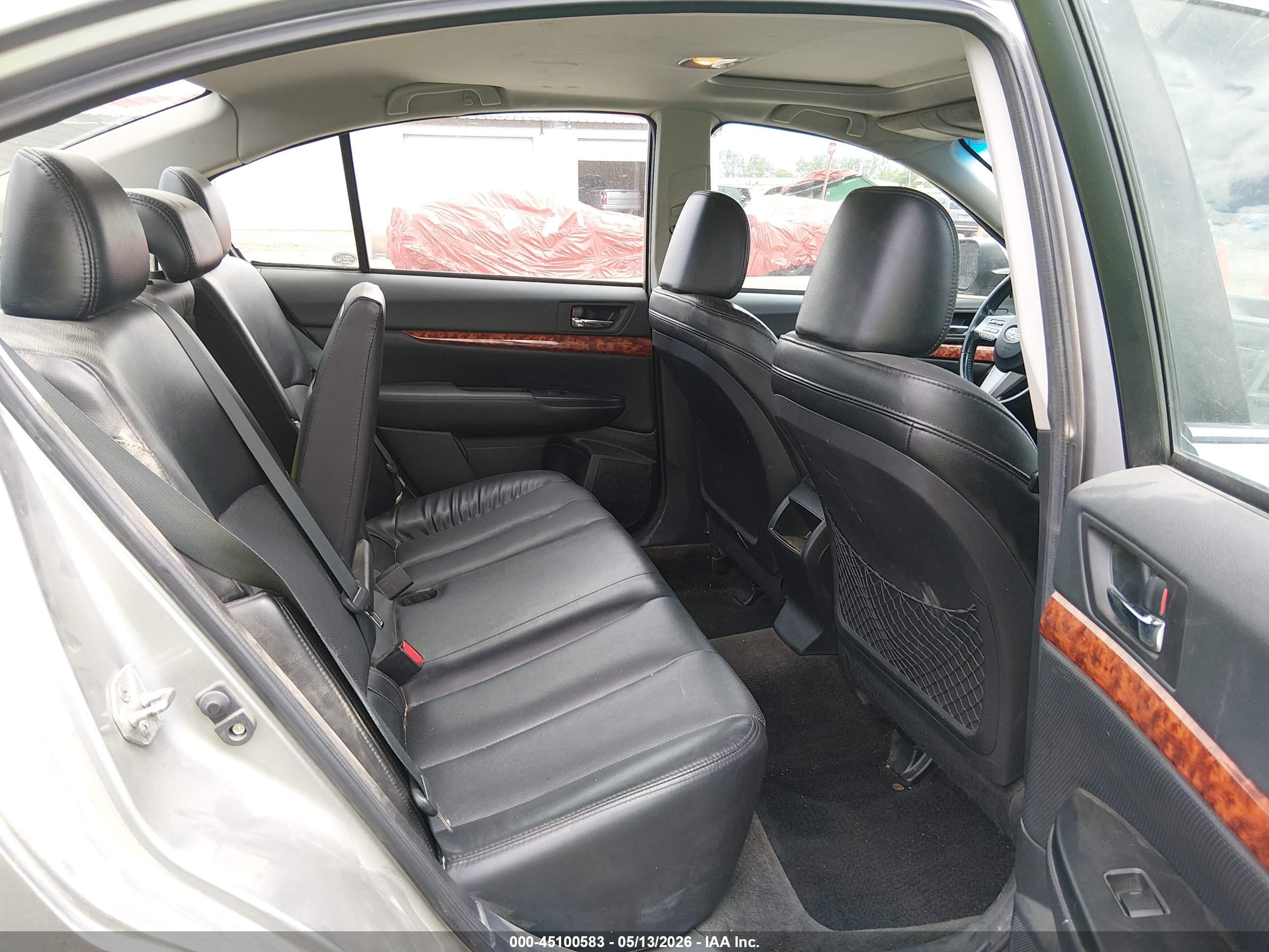 2011 Subaru Legacy 2.5i Limited Silver vin: 4S3BMBK65B3251009