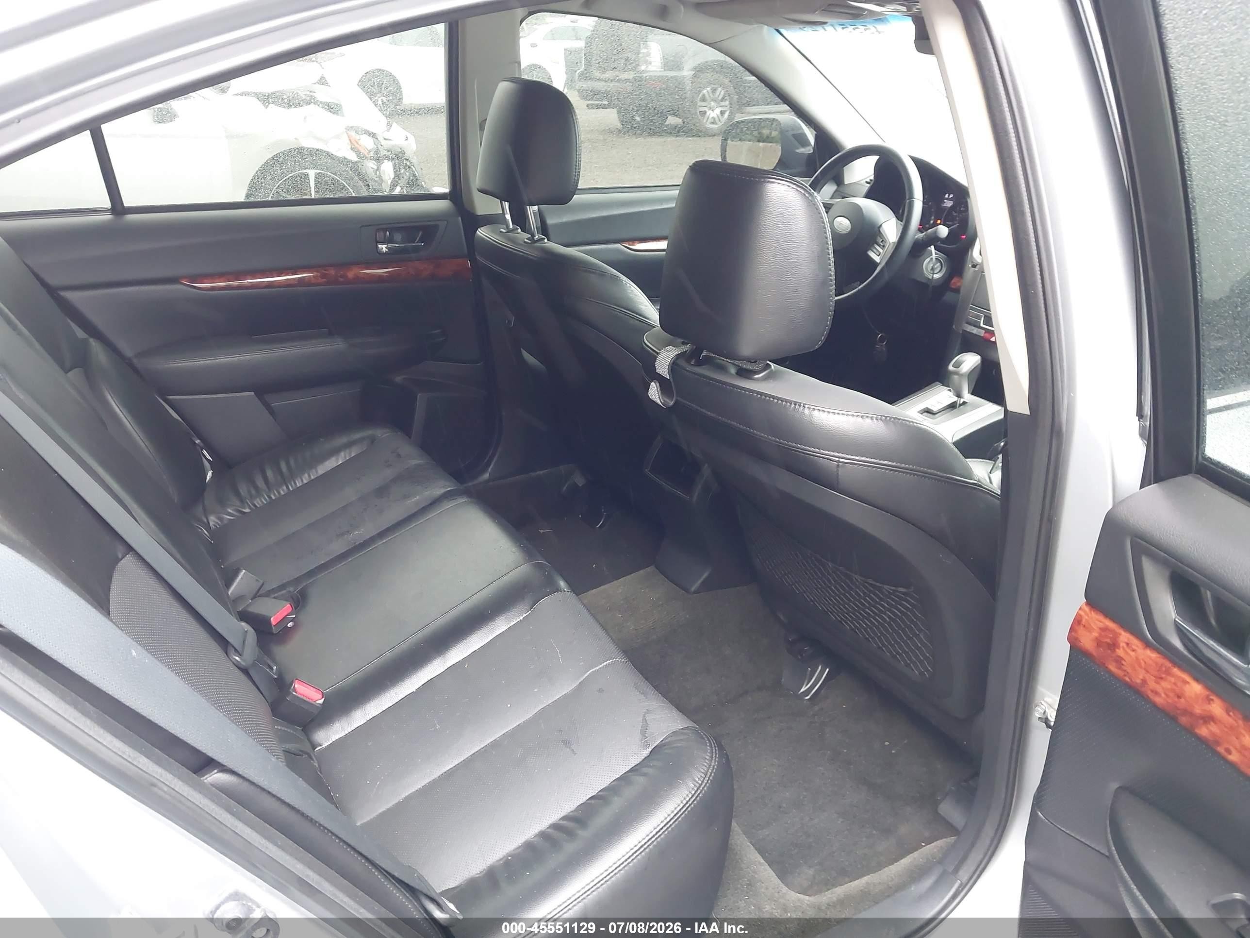 2012 Subaru Legacy 2.5i Limited Silver vin: 4S3BMBK65C3013839