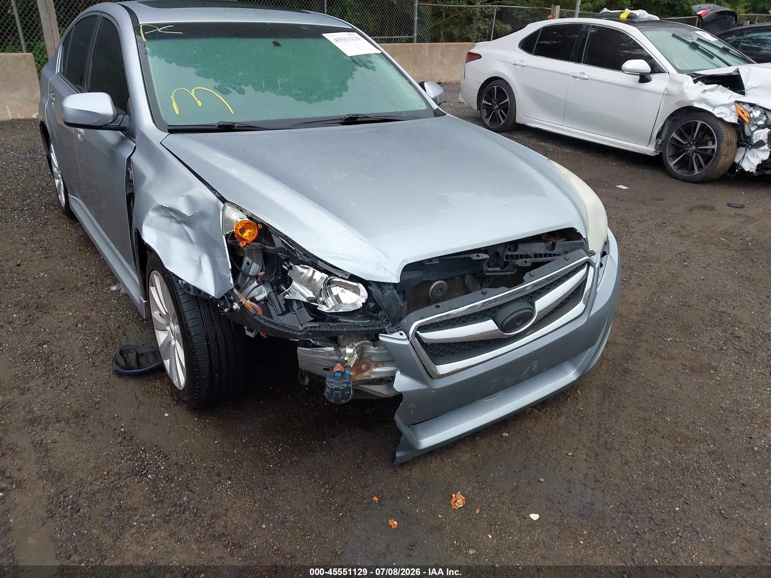 2012 Subaru Legacy 2.5i Limited Silver vin: 4S3BMBK65C3013839