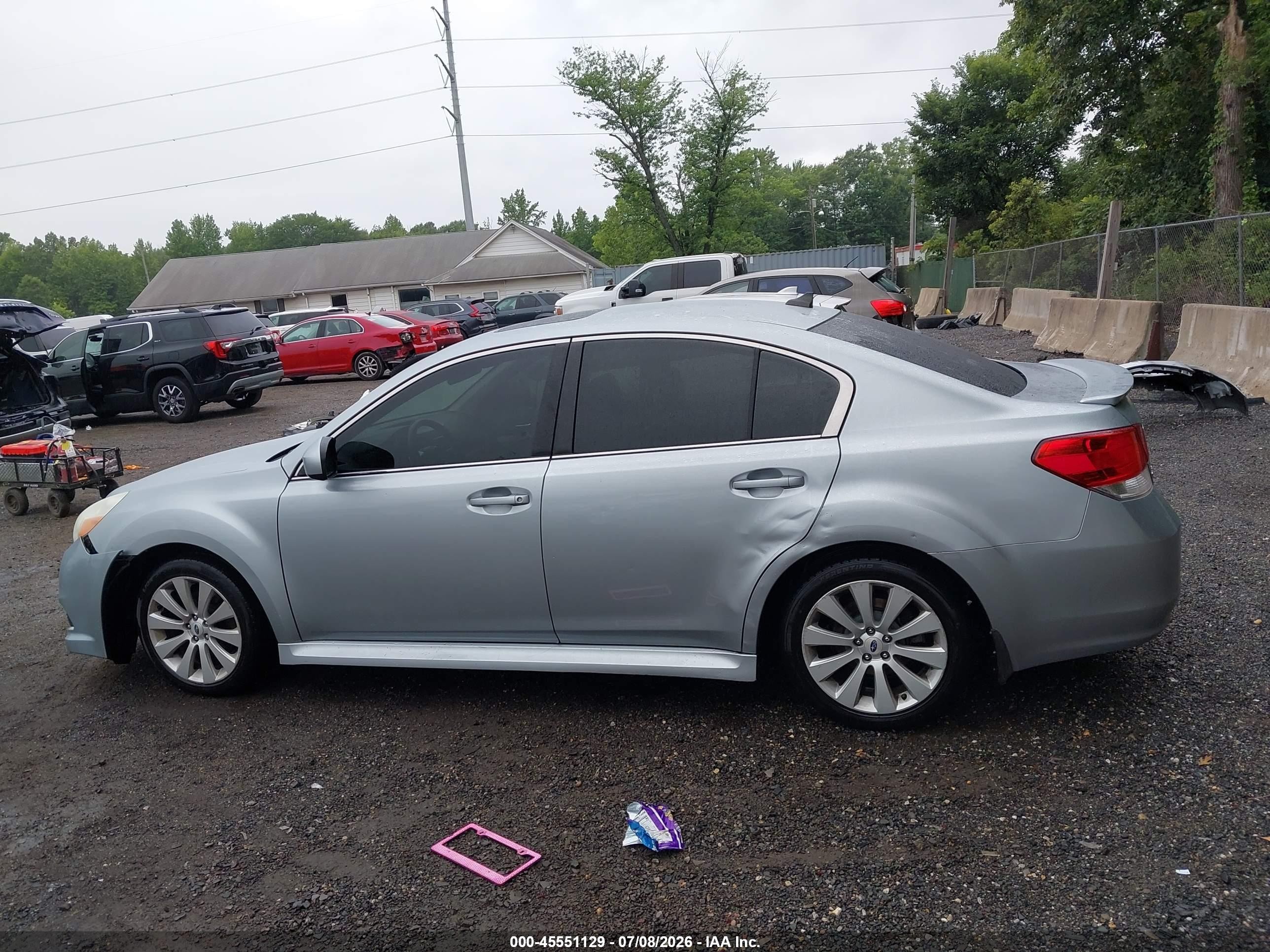 2012 Subaru Legacy 2.5i Limited Silver vin: 4S3BMBK65C3013839