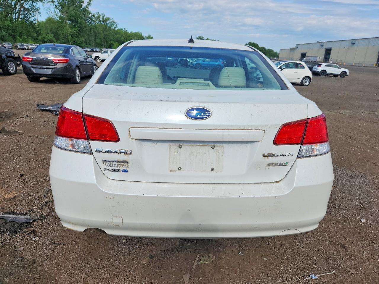 2011 Subaru Legacy 2.5i Limited Белый vin: 4S3BMBK66B3222523