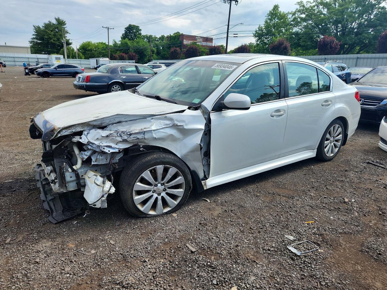 2011 Subaru Legacy 2.5i Limited White vin: 4S3BMBK66B3222523