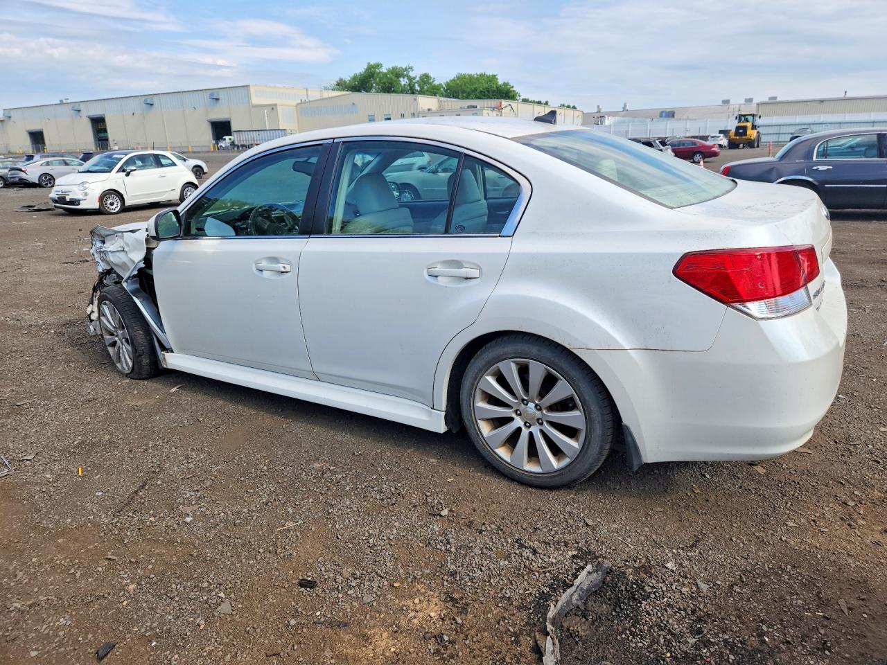 2011 Subaru Legacy 2.5i Limited Белый vin: 4S3BMBK66B3222523