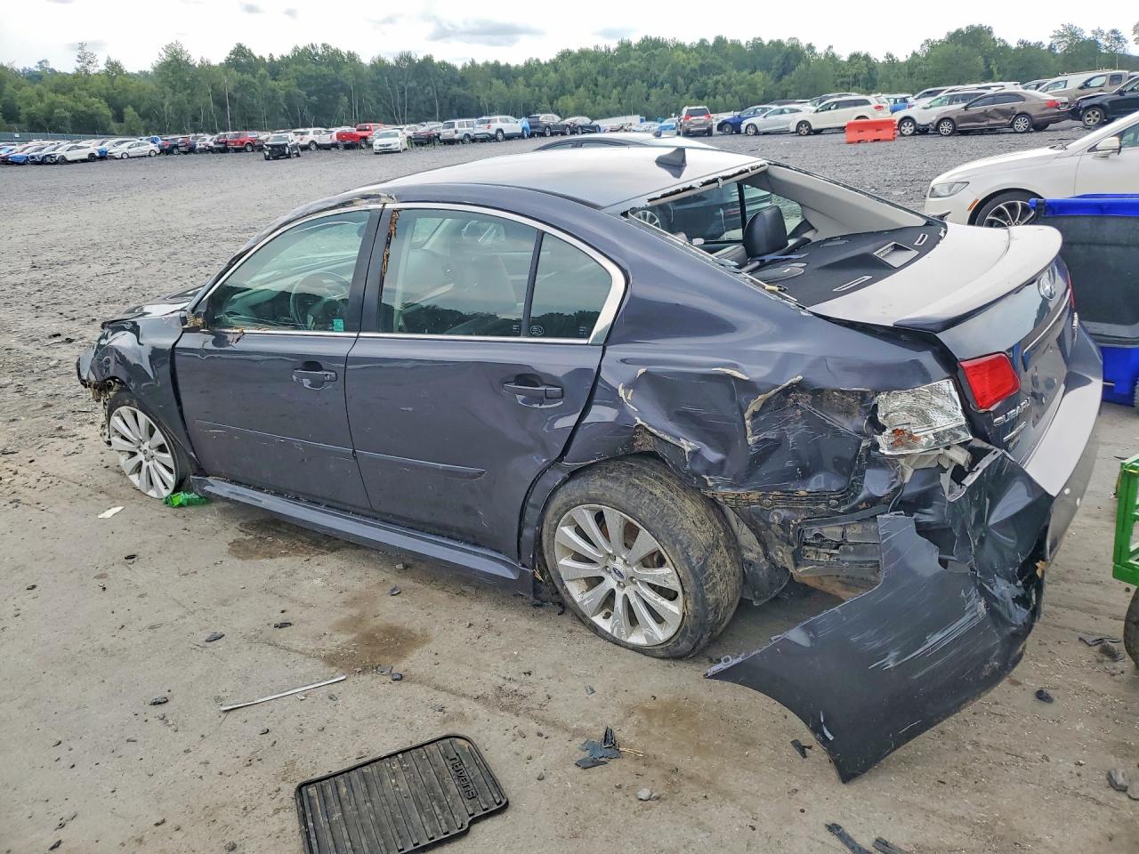 2012 Subaru Legacy 2.5i Limited Silver vin: 4S3BMBK66C3018483