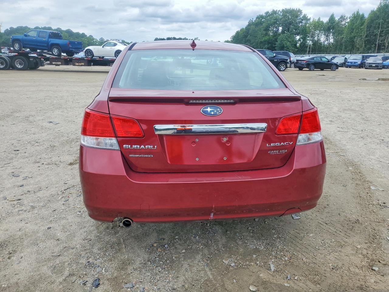 2013 Subaru Legacy 2.5i Limited Red vin: 4S3BMBK66D3043370