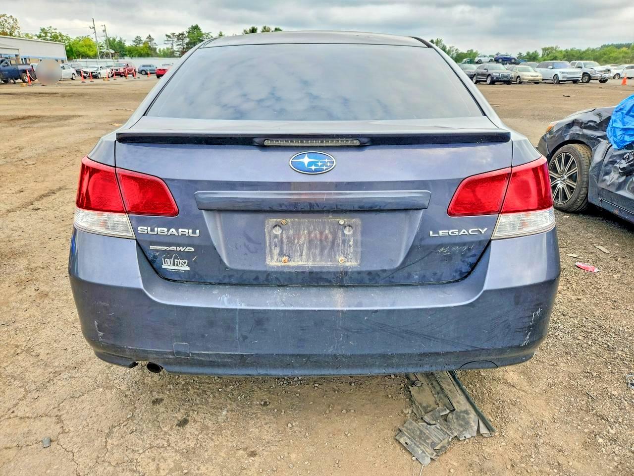 2010 Subaru Legacy 2.5i Limited Gray vin: 4S3BMBK67A3213313