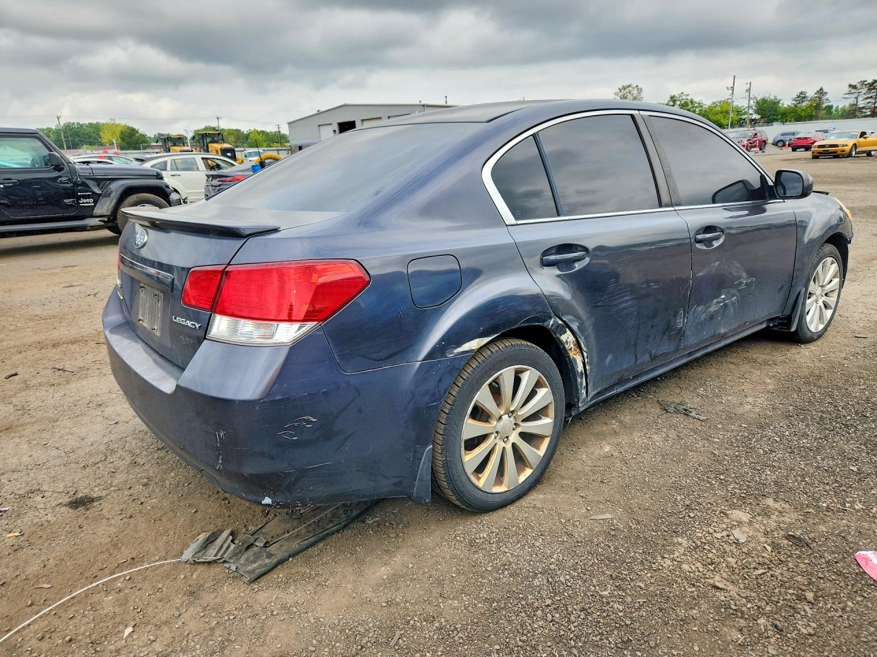 2010 Subaru Legacy 2.5i Limited Gray vin: 4S3BMBK67A3213313