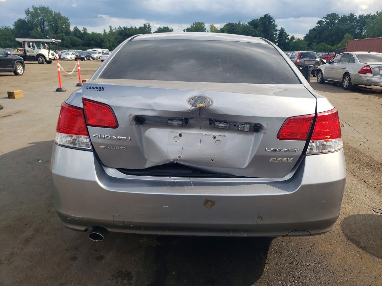 2010 Subaru Legacy 2.5i Limited Silver vin: 4S3BMBK67A3217538