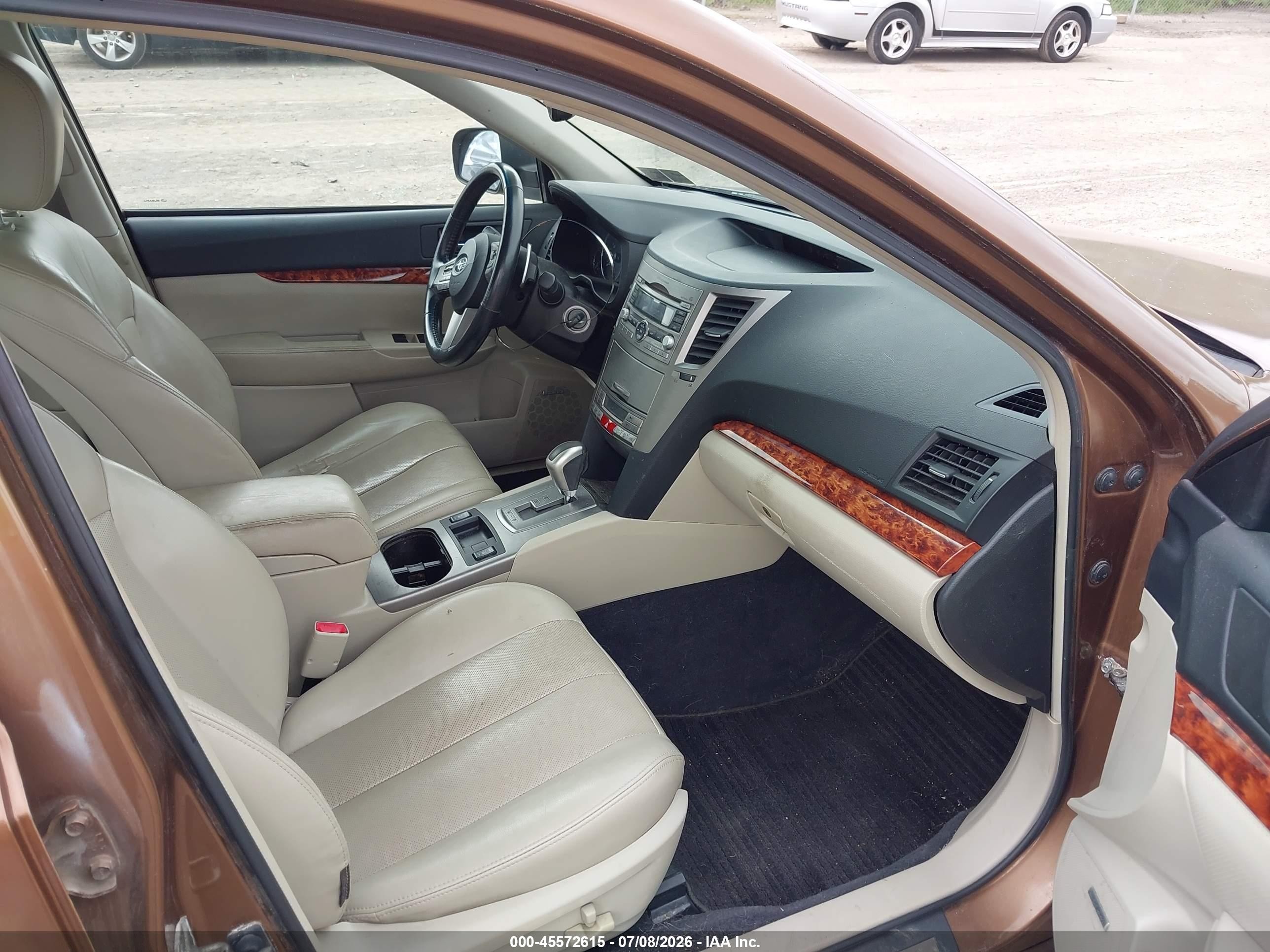 2011 Subaru Legacy 2.5i Limited Brown vin: 4S3BMBK67B3247978