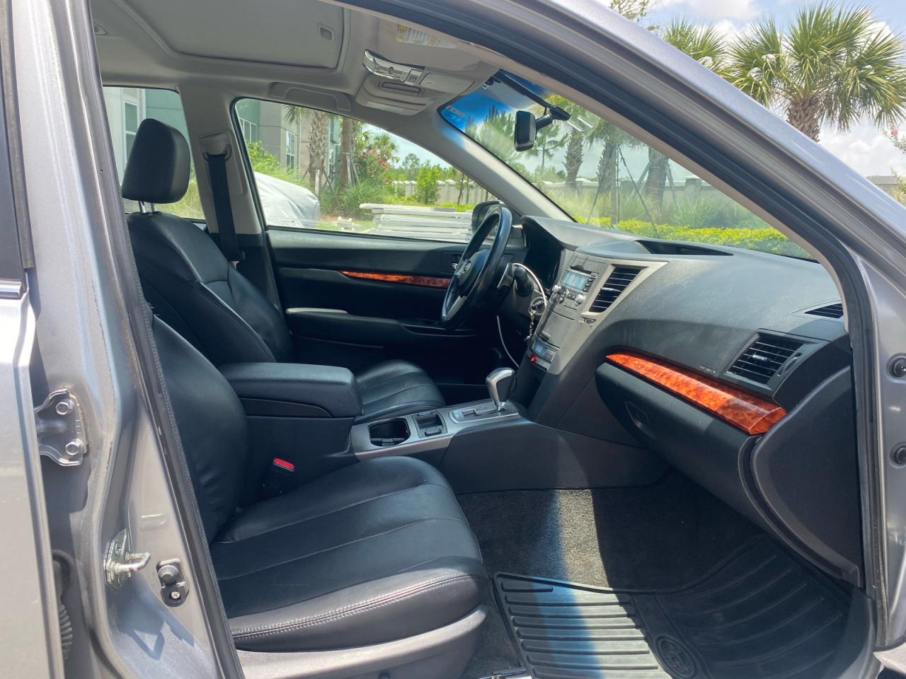 2011 Subaru Legacy Gray vin: 4S3BMBK67B3256566