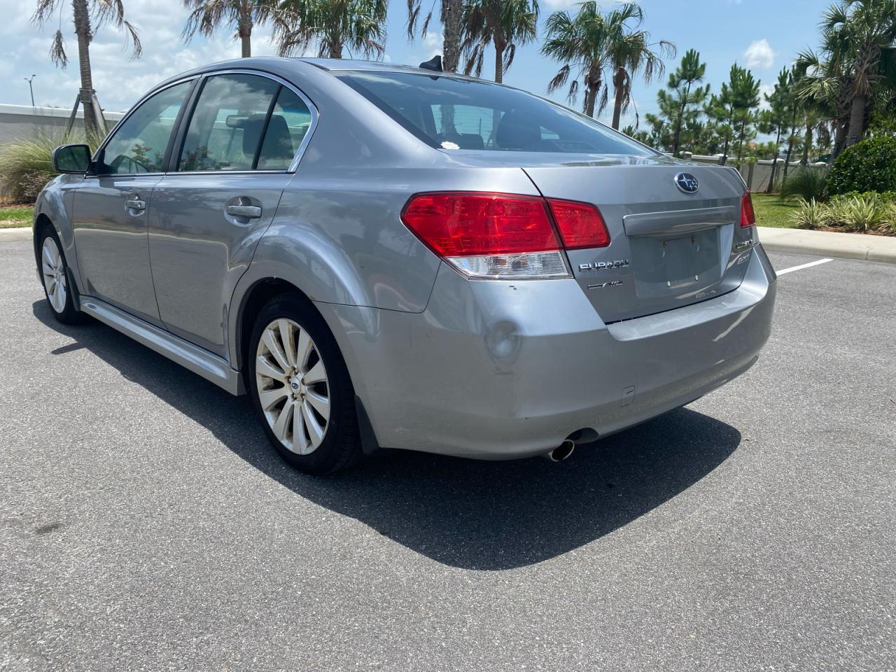 2011 Subaru Legacy Gray vin: 4S3BMBK67B3256566