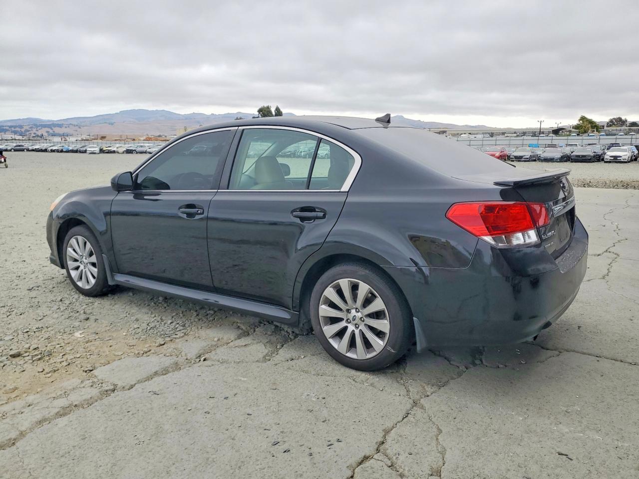 2012 Subaru Legacy 2.5i Limited Черный vin: 4S3BMBK67C3026043