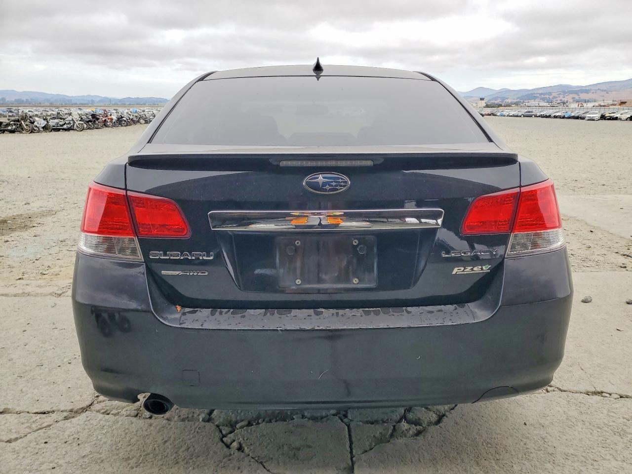 2012 Subaru Legacy 2.5i Limited Черный vin: 4S3BMBK67C3026043