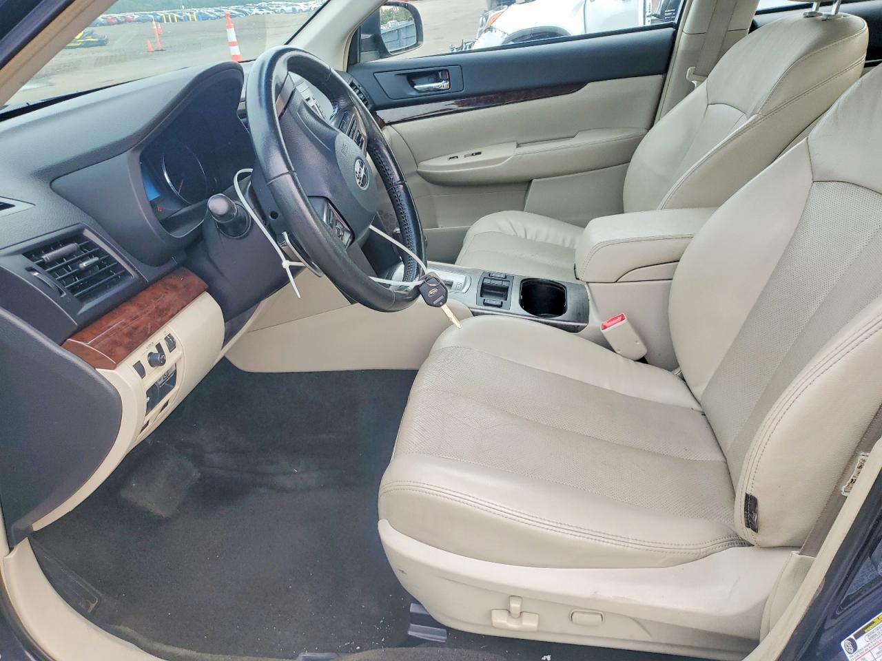 2013 Subaru Legacy 2.5i Limited Blue vin: 4S3BMBK67D3045791