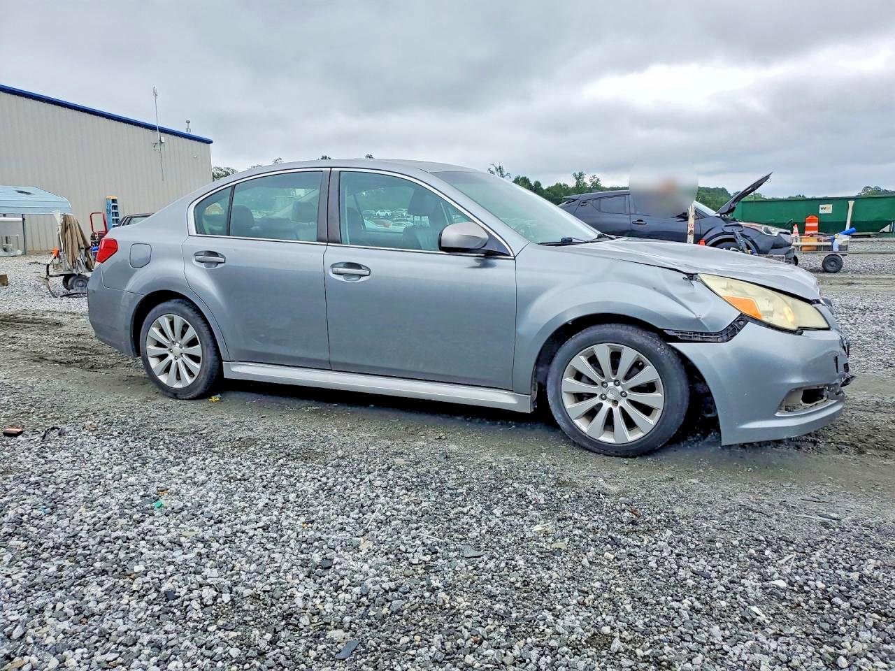 2010 Subaru Legacy 2.5i Limited Silver vin: 4S3BMBK68A3237393
