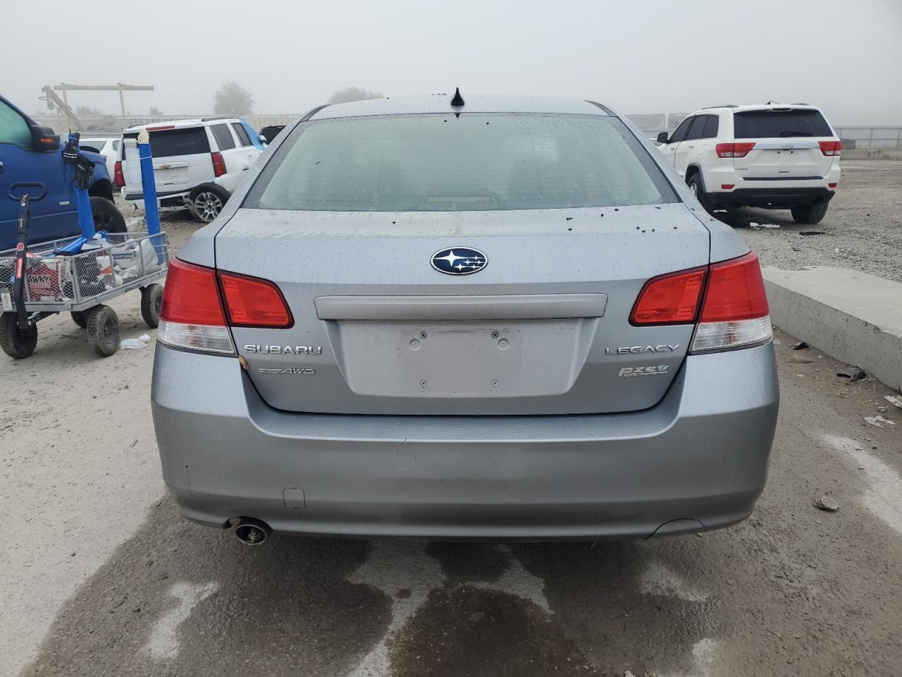 2011 Subaru Legacy 2.5i Limited Silver vin: 4S3BMBK68B3264630