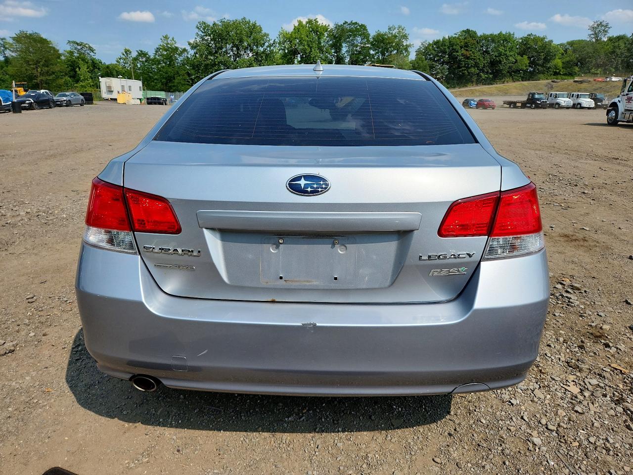2013 Subaru Legacy 2.5i Limited Silver vin: 4S3BMBK69D3031892