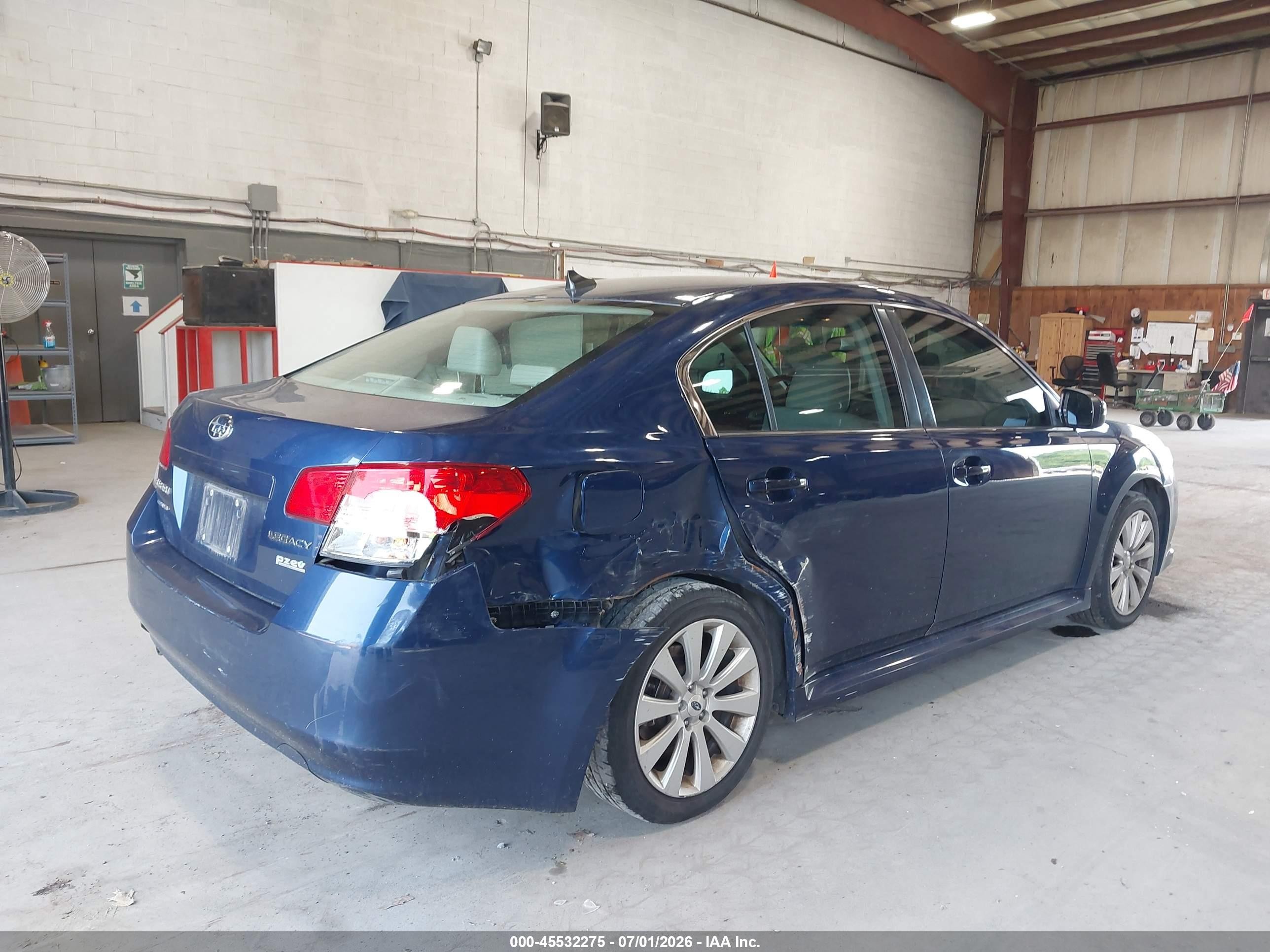 2011 Subaru Legacy 2.5i Limited Blue vin: 4S3BMBK6XB3220158