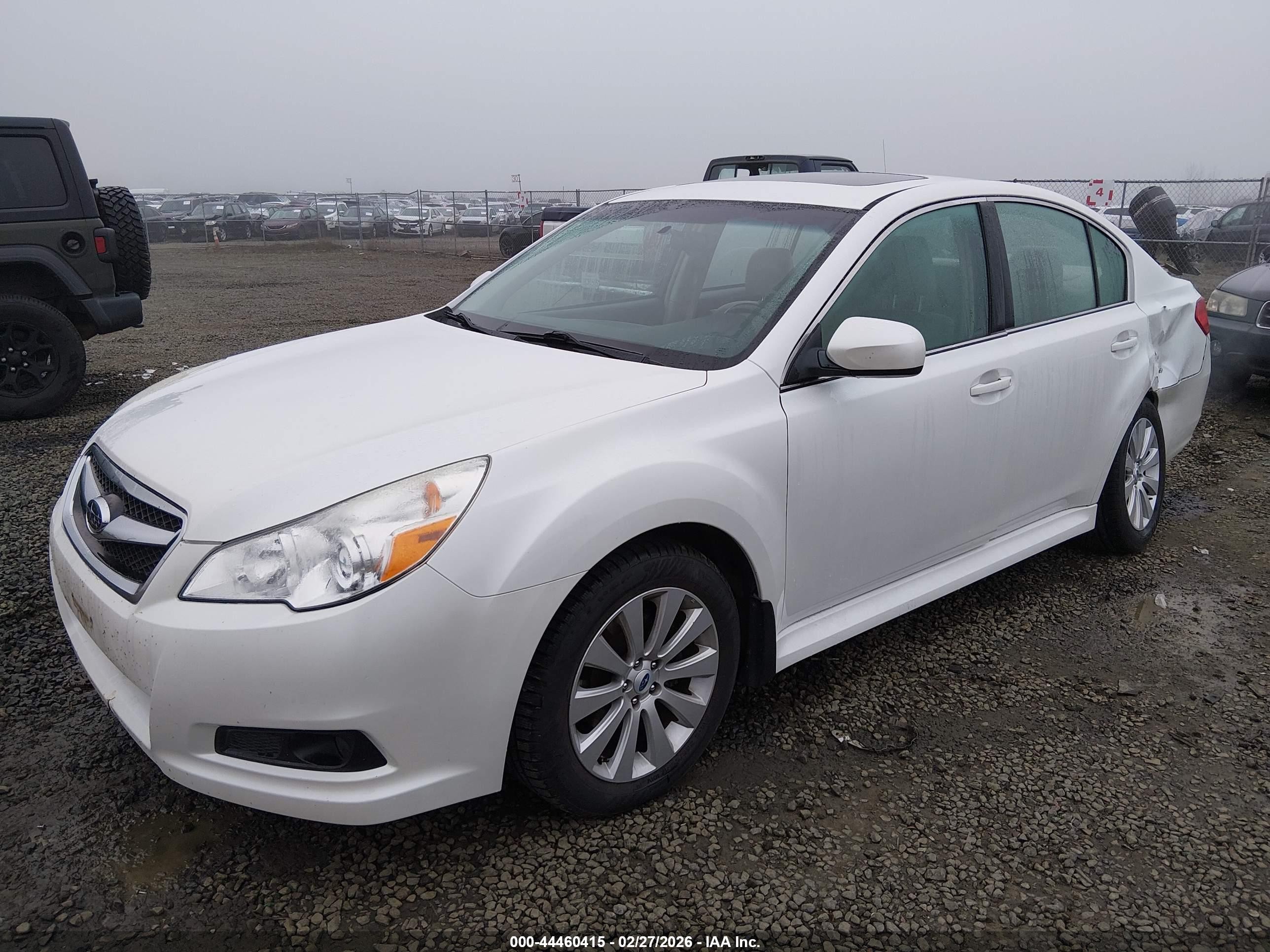 2012 Subaru Legacy 2.5i Limited White vin: 4S3BMBK6XC3007390