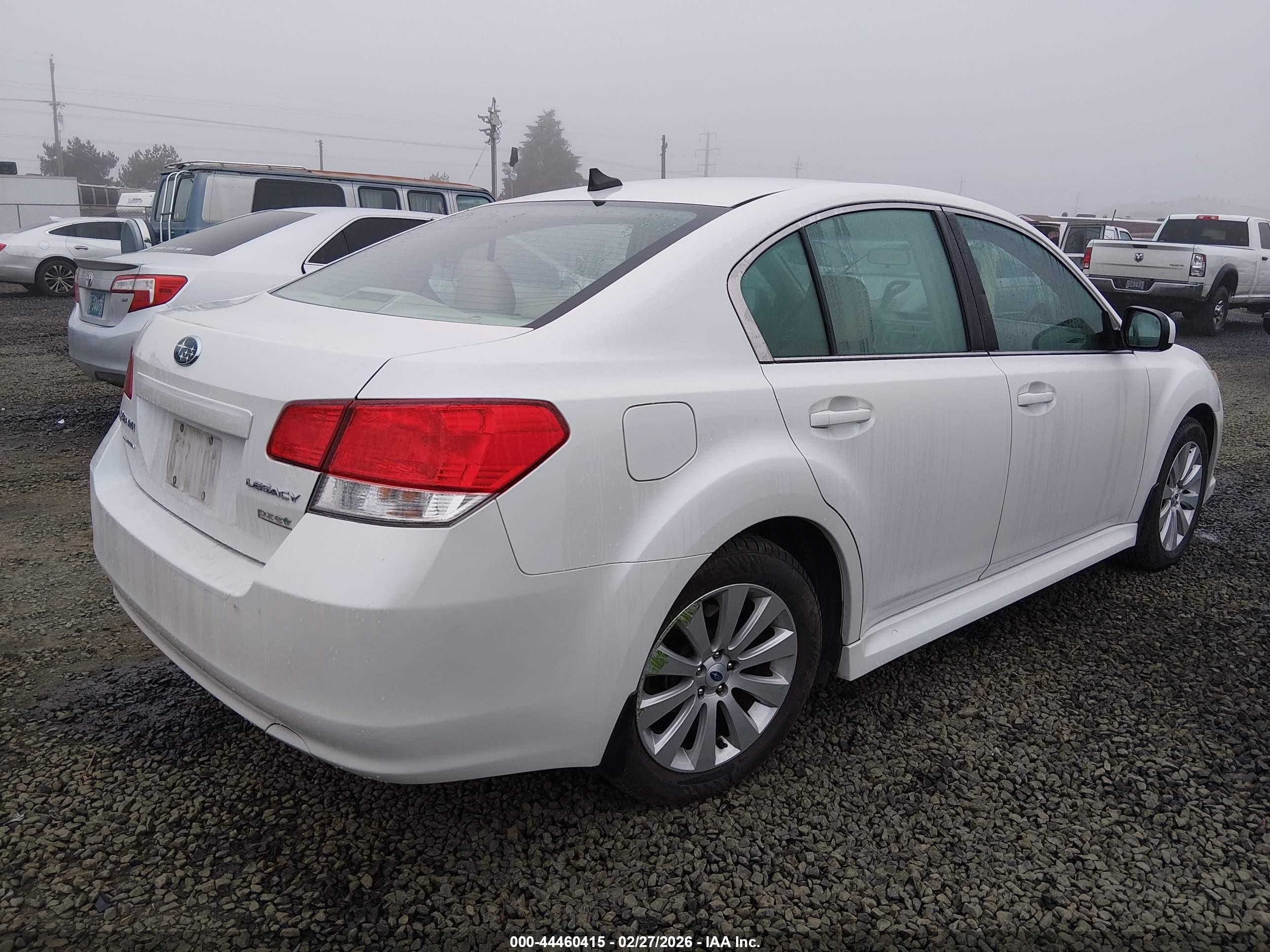 2012 Subaru Legacy 2.5i Limited White vin: 4S3BMBK6XC3007390