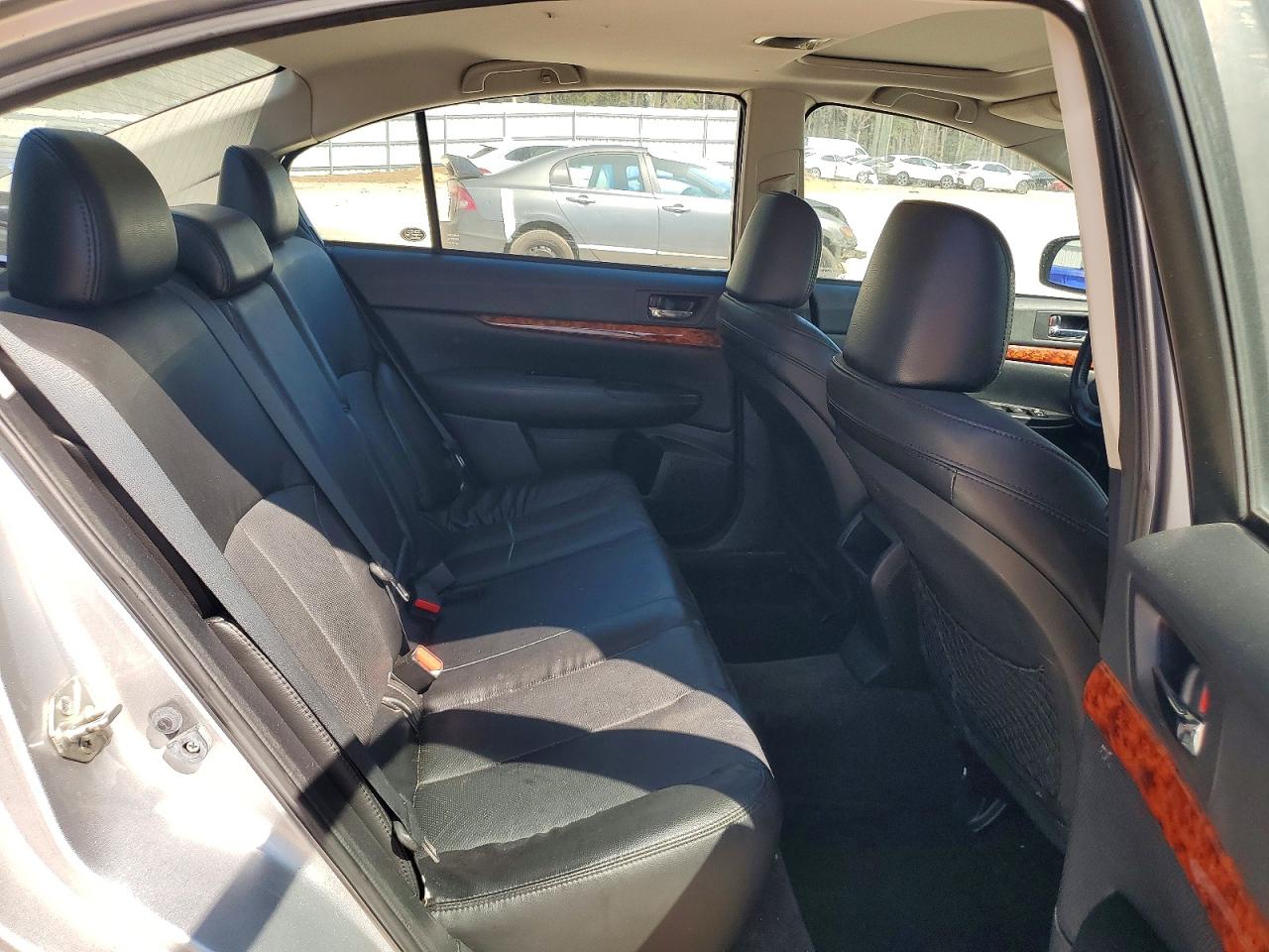 2012 Subaru Legacy 2.5i Limited Silver vin: 4S3BMBK6XC3008362