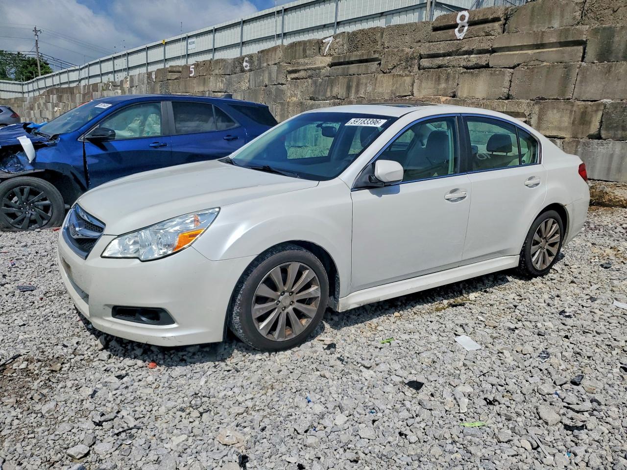 2011 Suba Legacy White vin: 4S3BMBL61B3247537