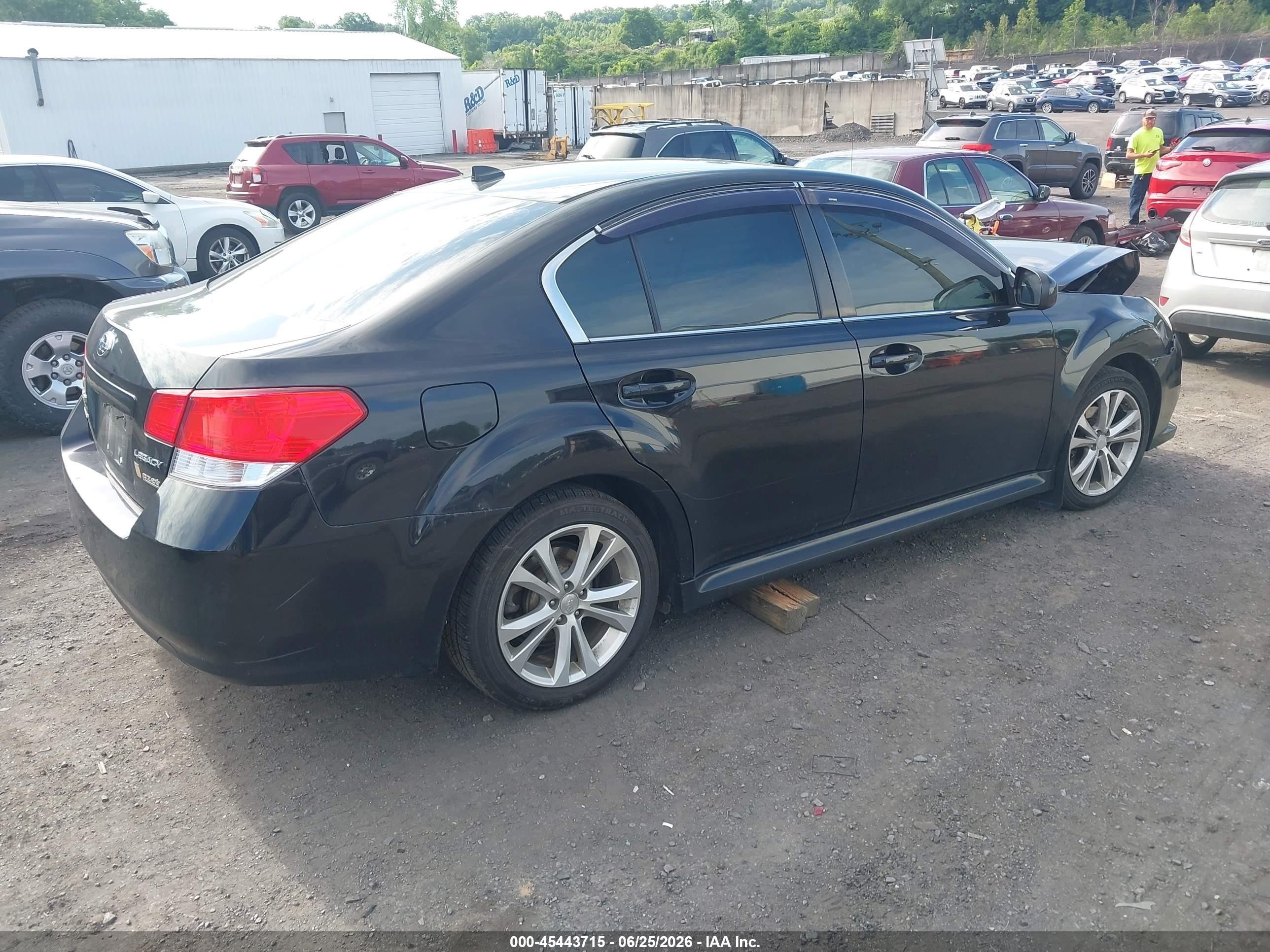 2014 Subaru Legacy 2.5i Limited Черный vin: 4S3BMBL61E3028355