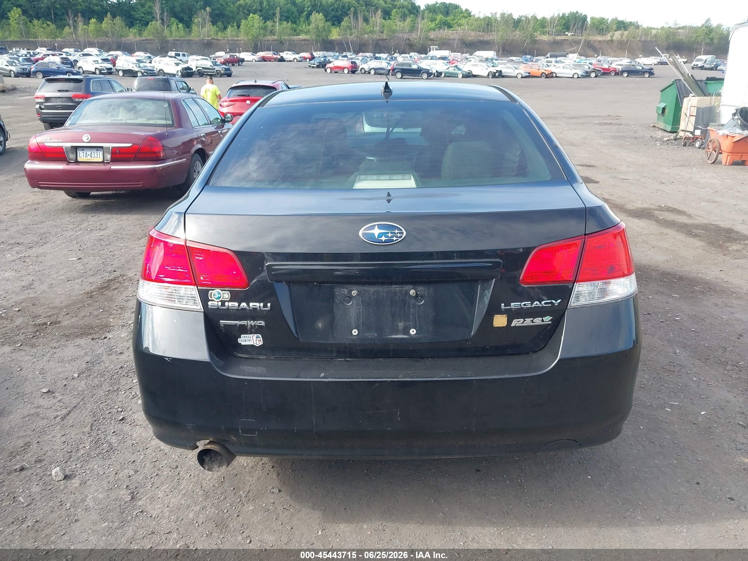 2014 Subaru Legacy 2.5i Limited Черный vin: 4S3BMBL61E3028355