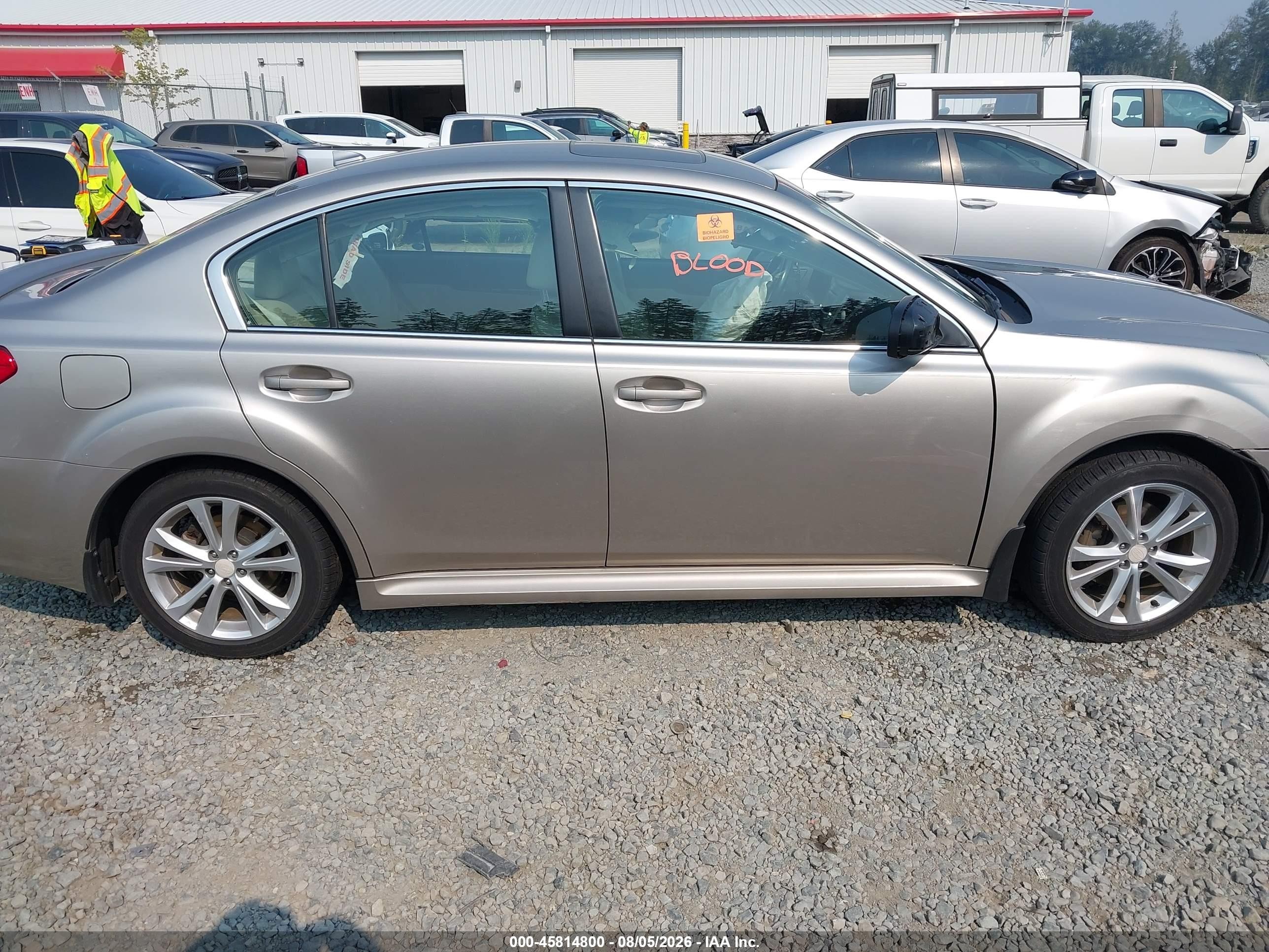 2014 Subaru Legacy 2.5i Limited Silver vin: 4S3BMBL63E3028597