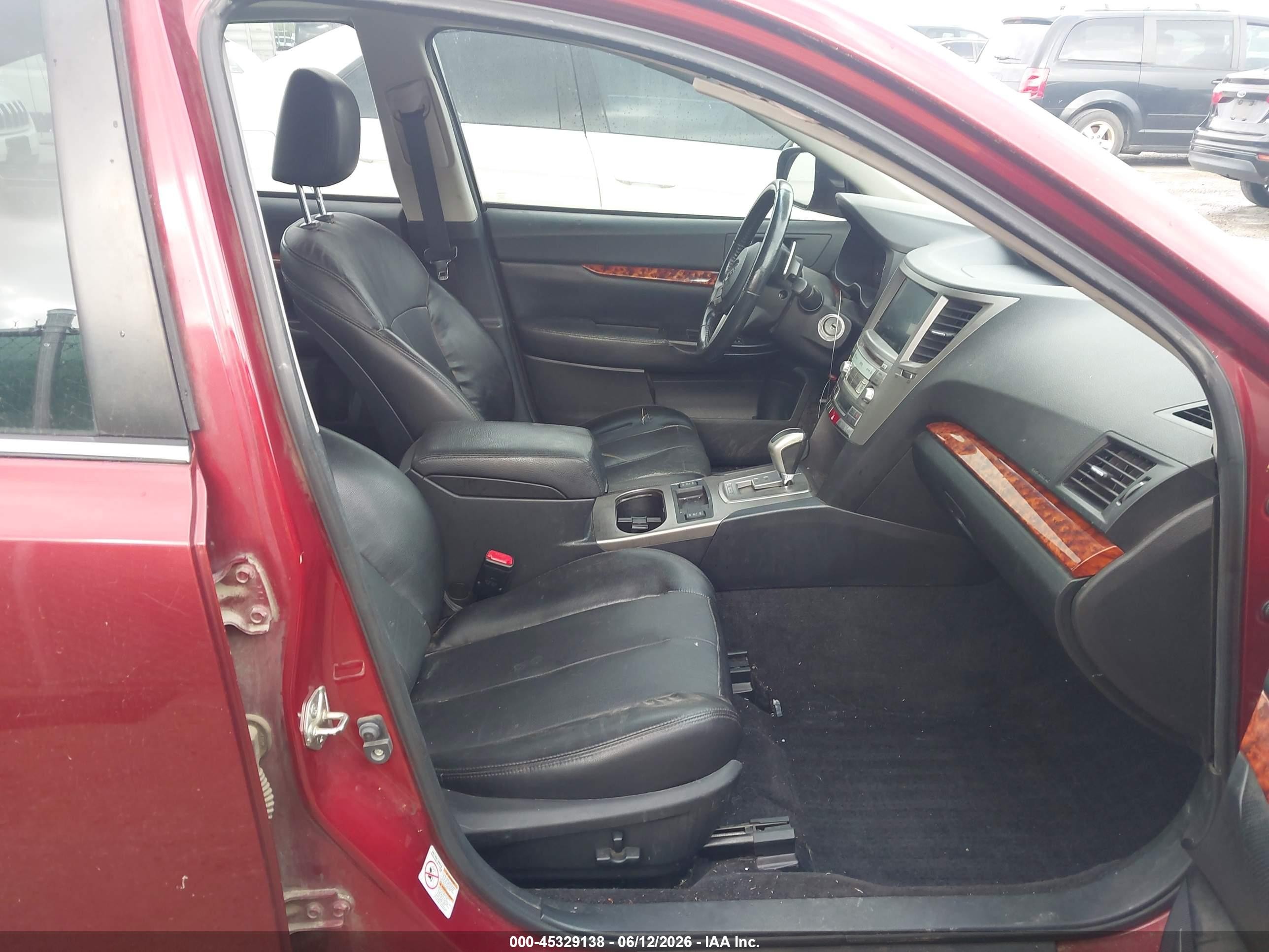 2010 Subaru Legacy 2.5i Limited Red vin: 4S3BMBL64A3230133