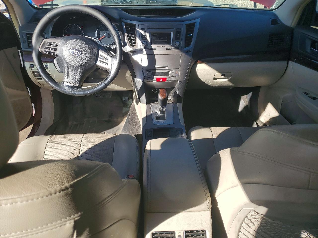 2014 Subaru Legacy 2.5i Limited Burgundy vin: 4S3BMBL64E3023862