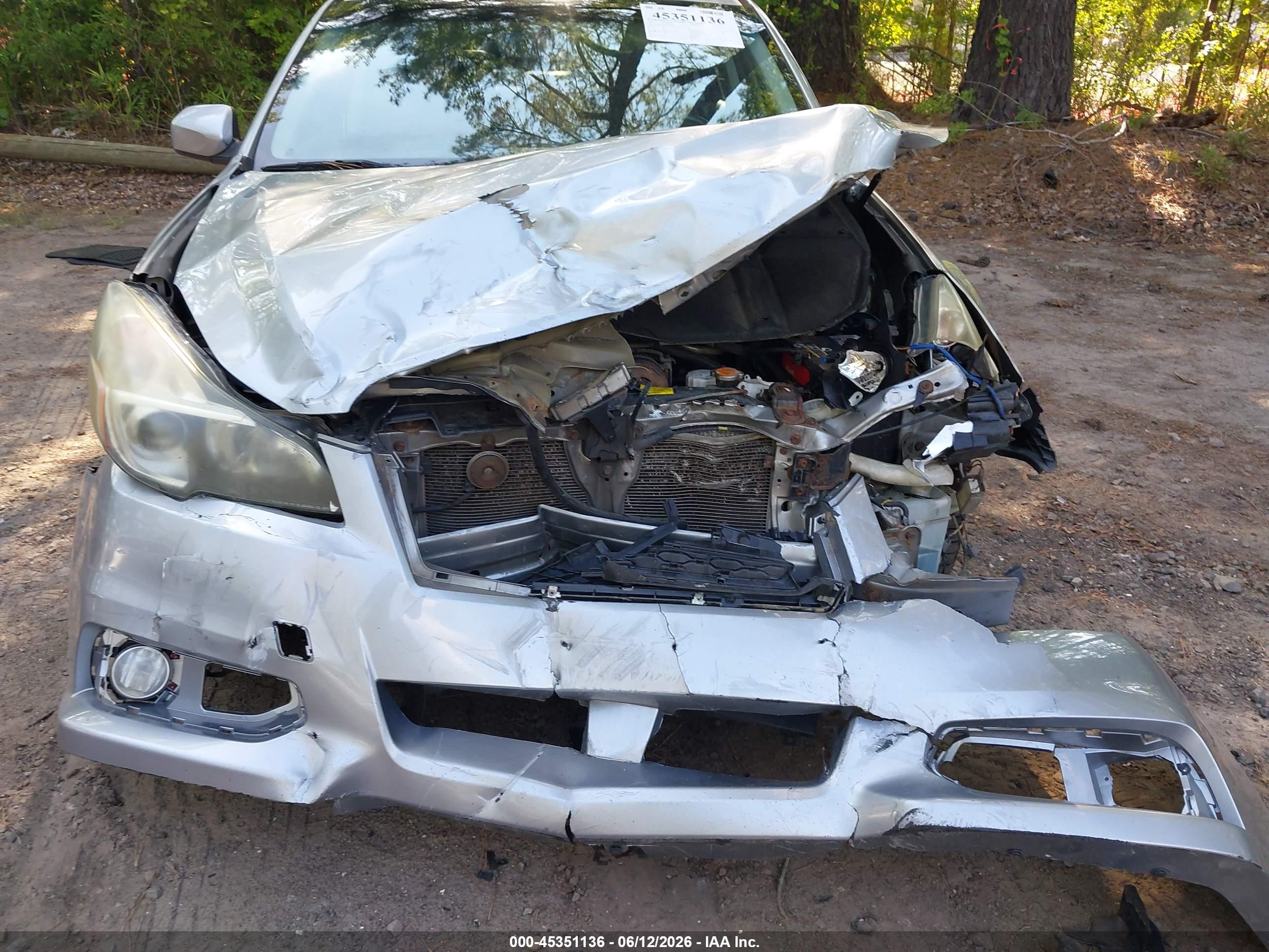 2013 Subaru Legacy 2.5i Limited Silver vin: 4S3BMBL65D3004946