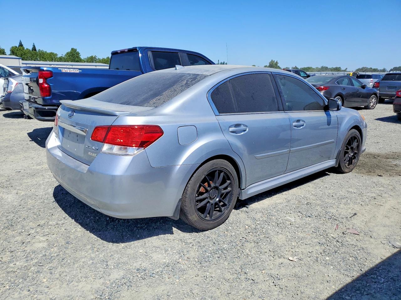2014 Subaru Legacy 2.5i Limited Silver vin: 4S3BMBL65E3015608