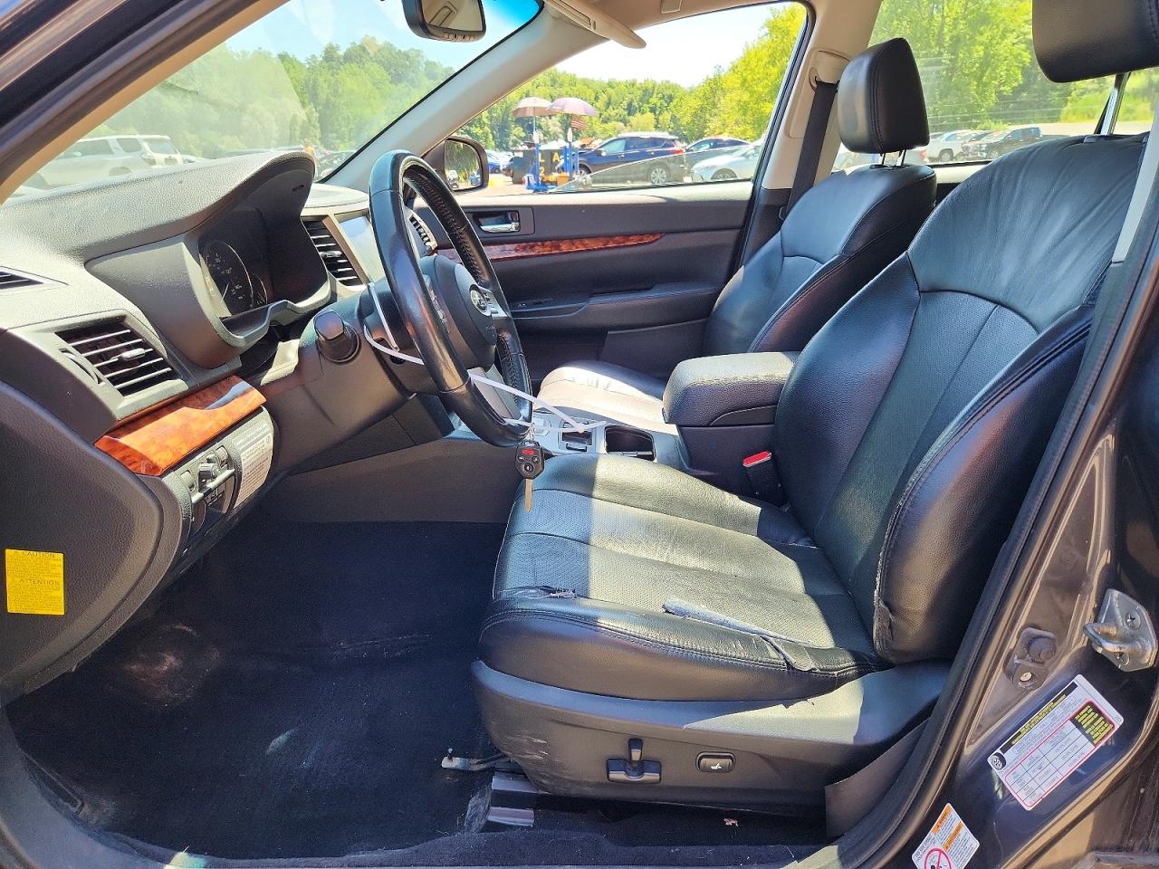 2011 Subaru Legacy 2.5i Limited Gray vin: 4S3BMBL66B3237702