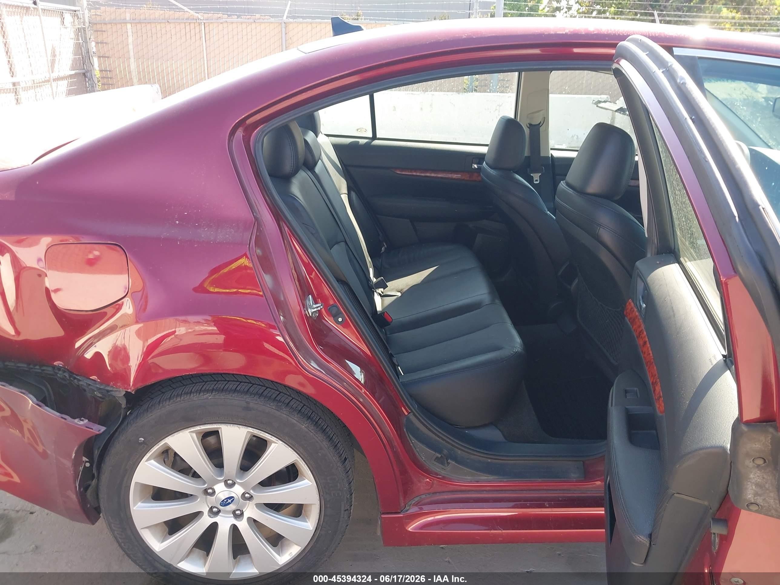 2011 Subaru Legacy 2.5i Limited Red vin: 4S3BMBL66B3263944
