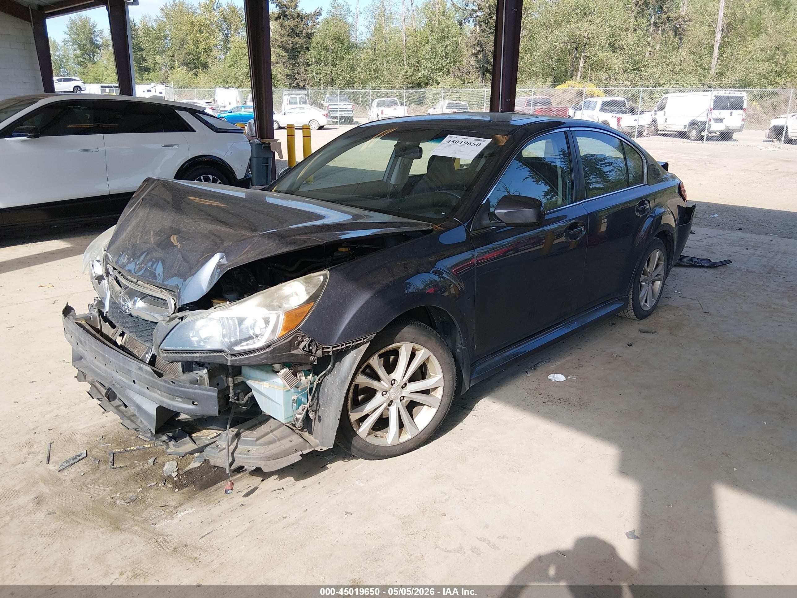 2014 Subaru Legacy 2.5i Limited Синий vin: 4S3BMBL66E3033471