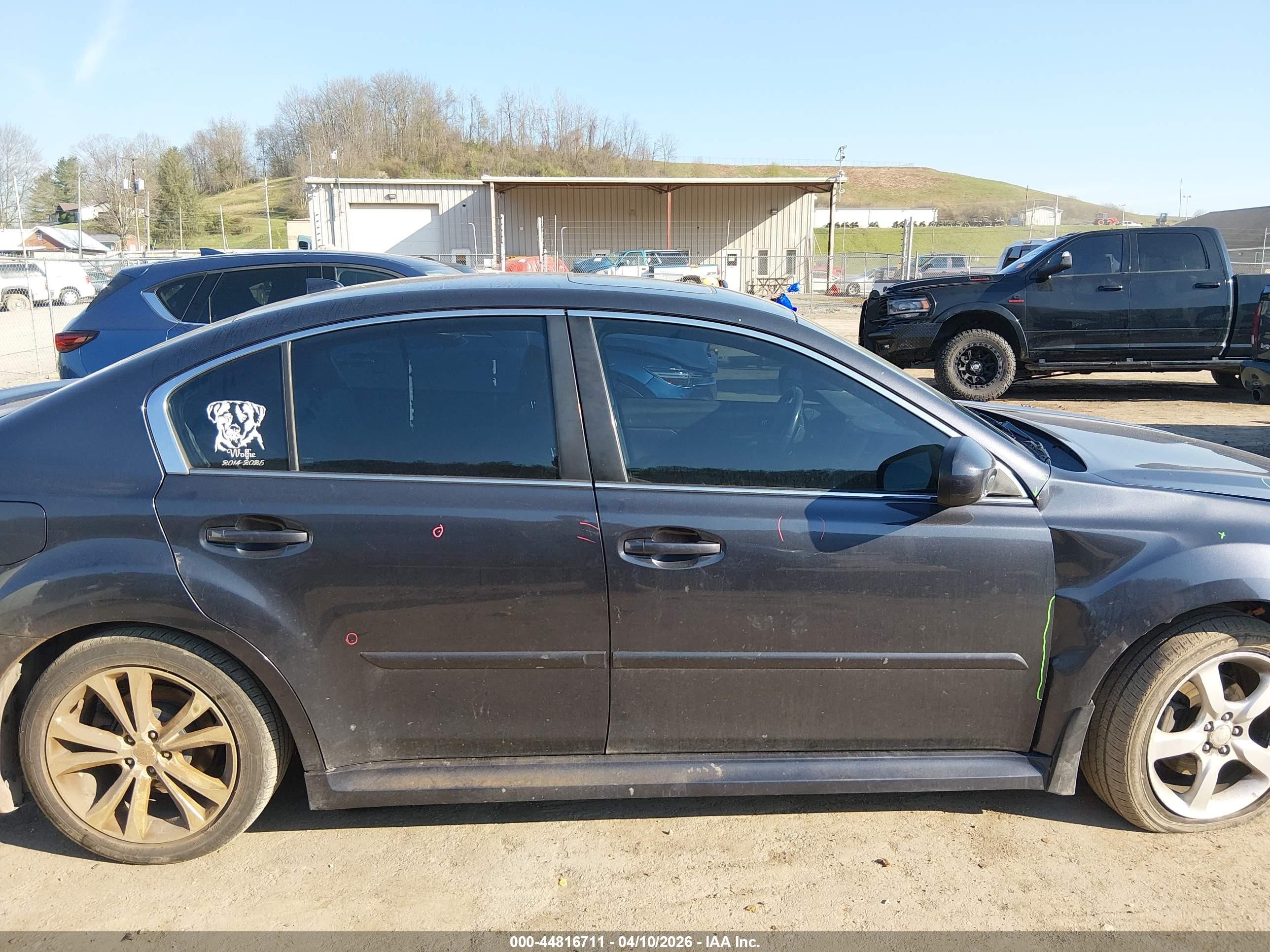 2013 Subaru Legacy 2.5i Limited Gray vin: 4S3BMBL69D3005422