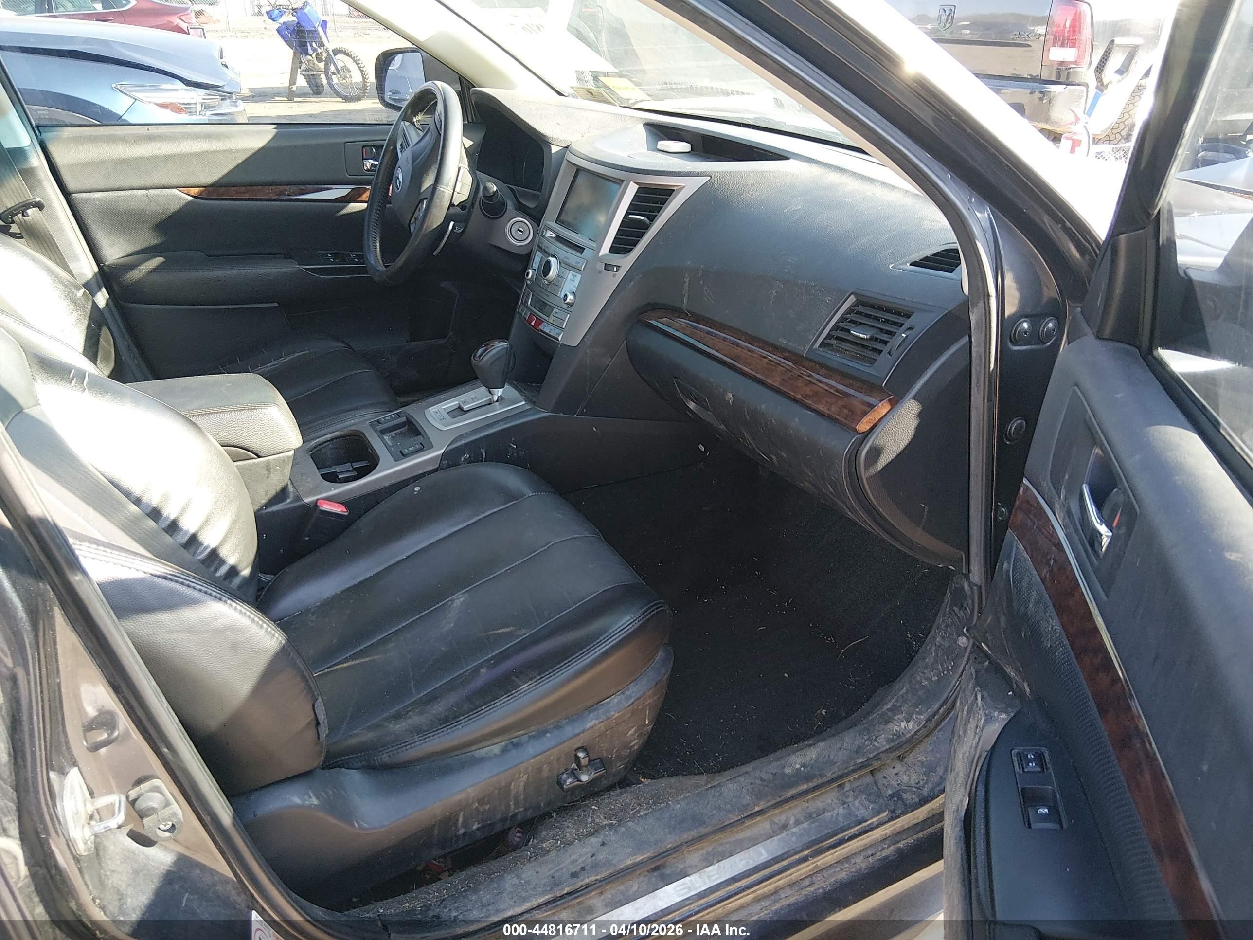 2013 Subaru Legacy 2.5i Limited Gray vin: 4S3BMBL69D3005422