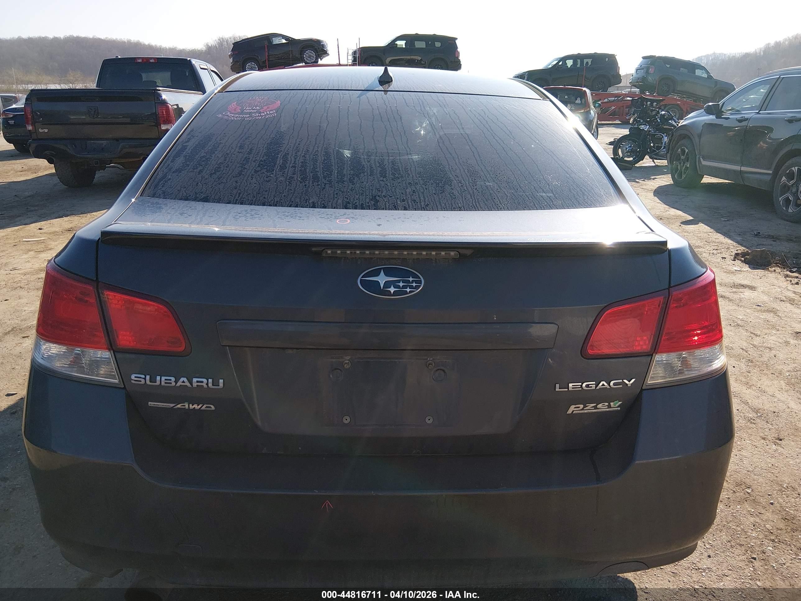 2013 Subaru Legacy 2.5i Limited Gray vin: 4S3BMBL69D3005422