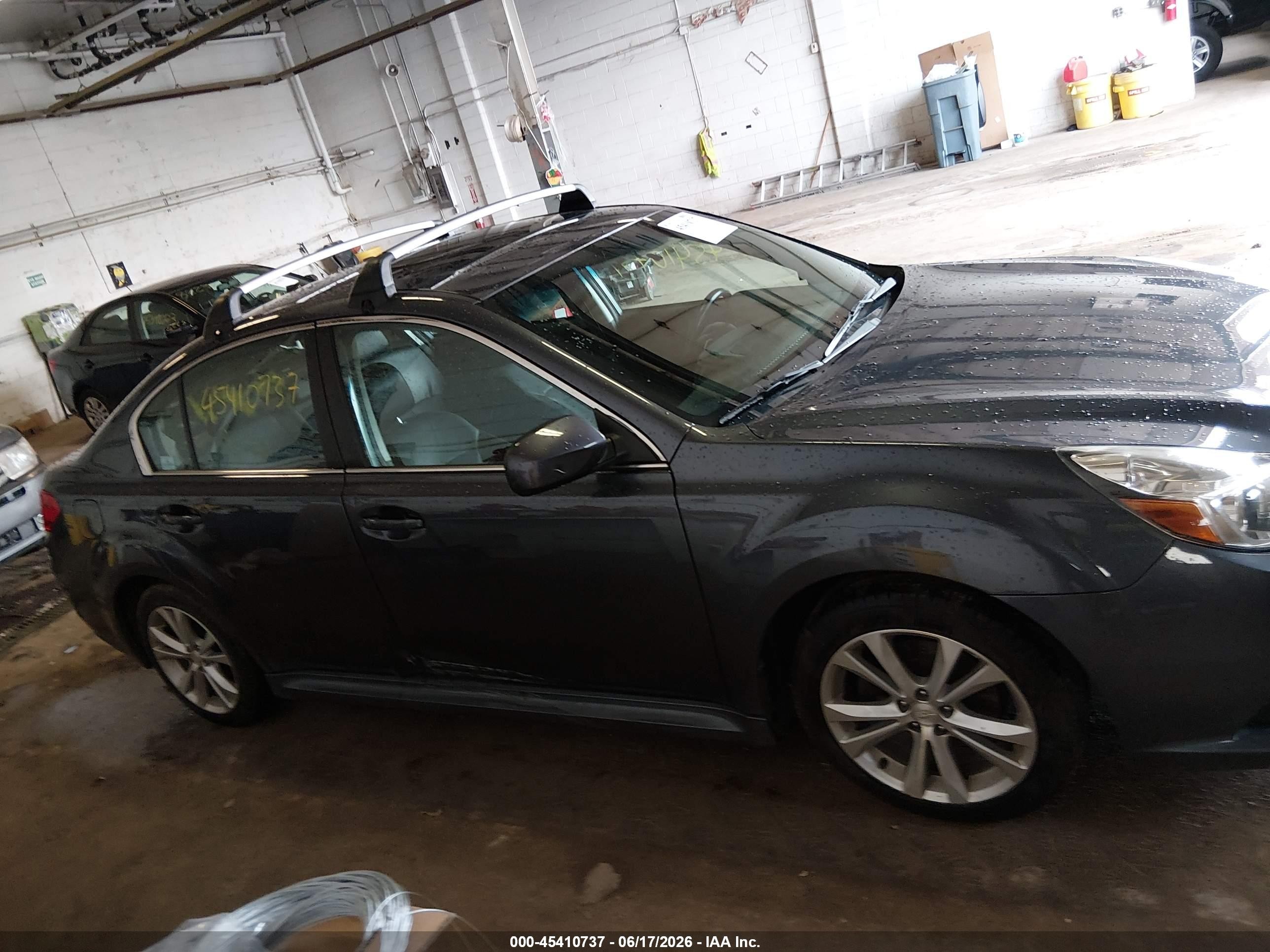 2014 Subaru Legacy 2.5i Limited Blue vin: 4S3BMBL69E3026899